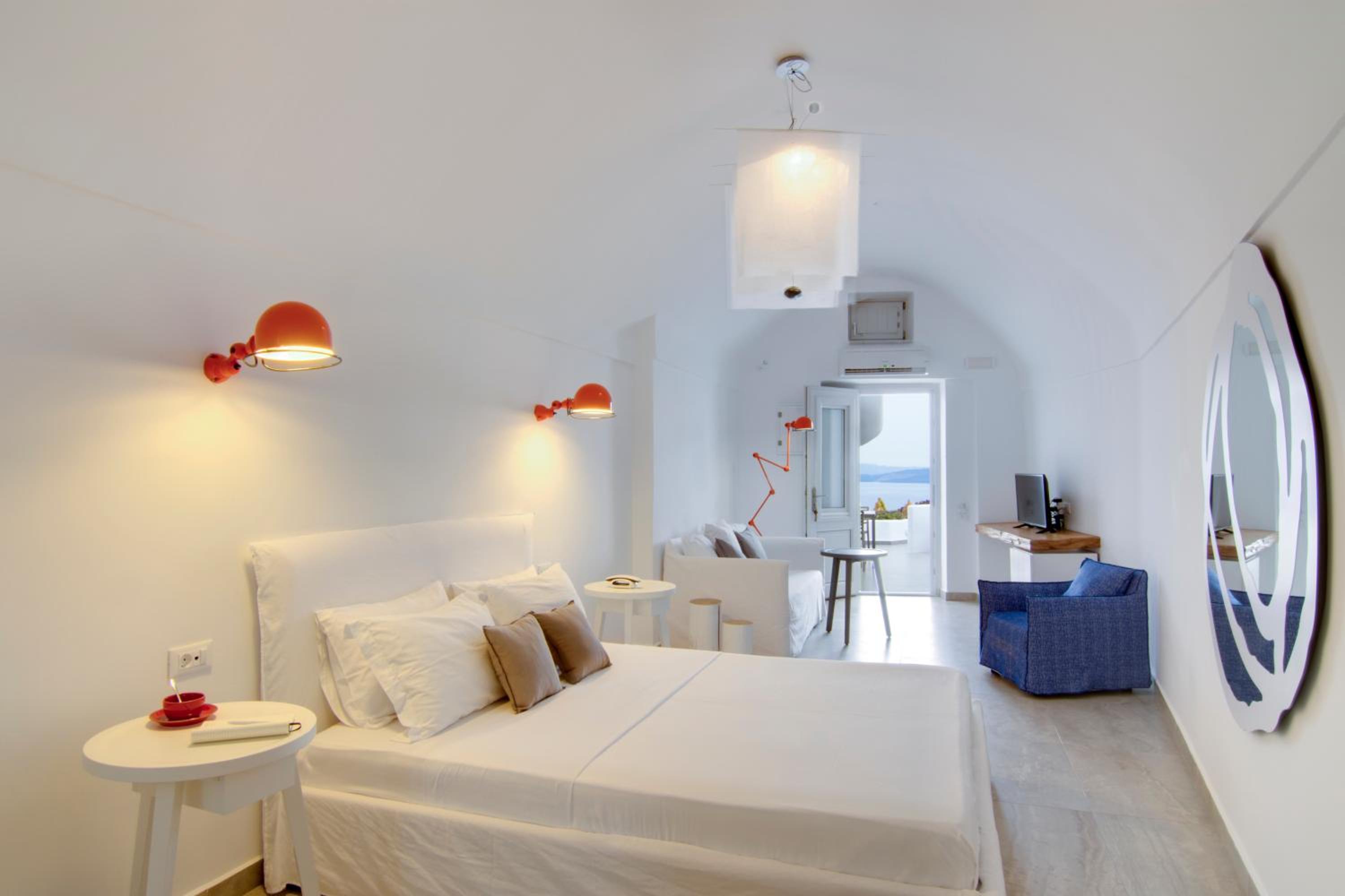 Santorini Secret Suites & Spa 17