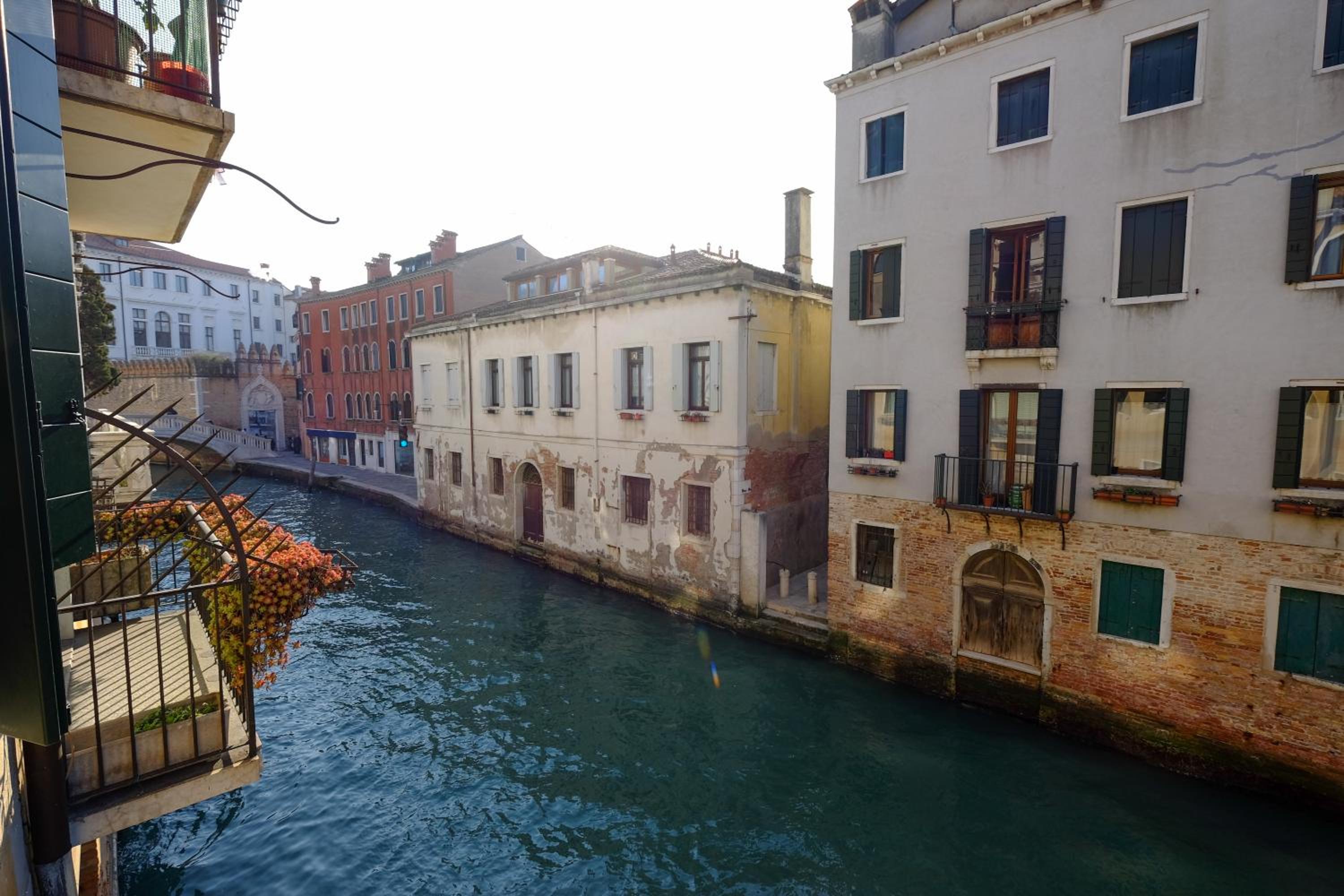 Rio Ca' Foscari a San Pantalon