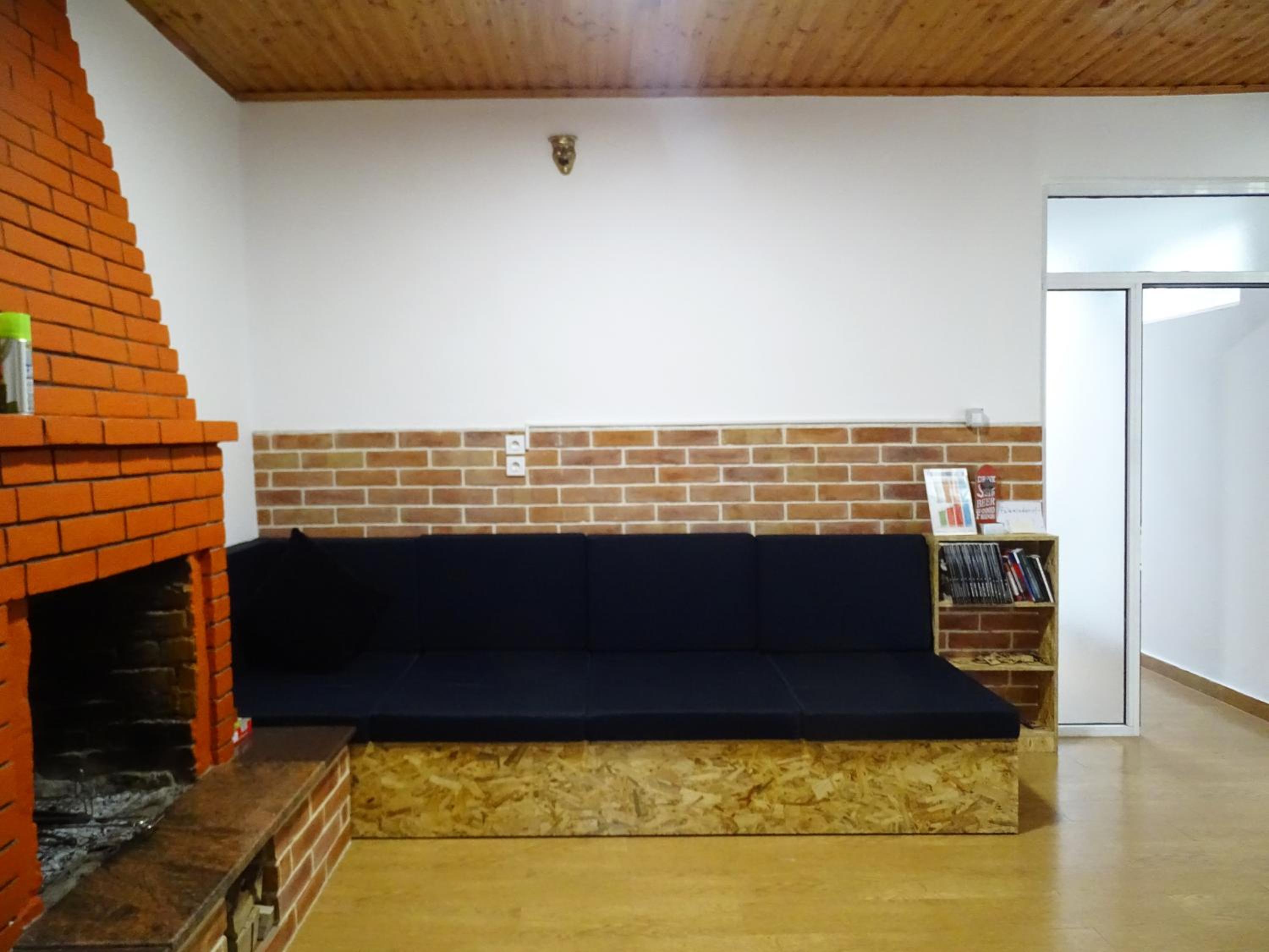 Buff Hostel Tirana
