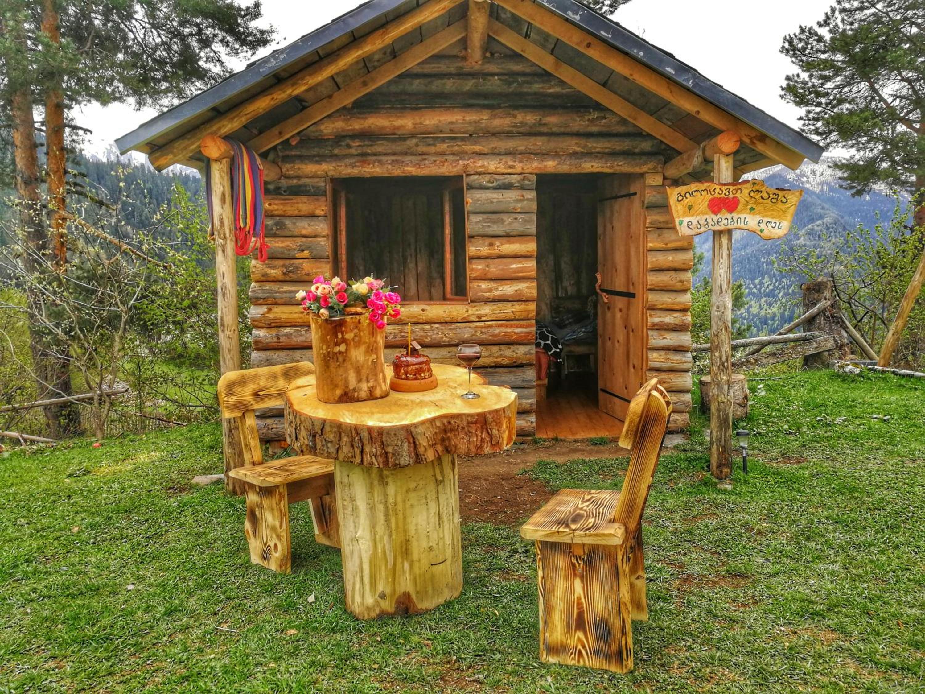 Heshkili huts and cabins Svaneti