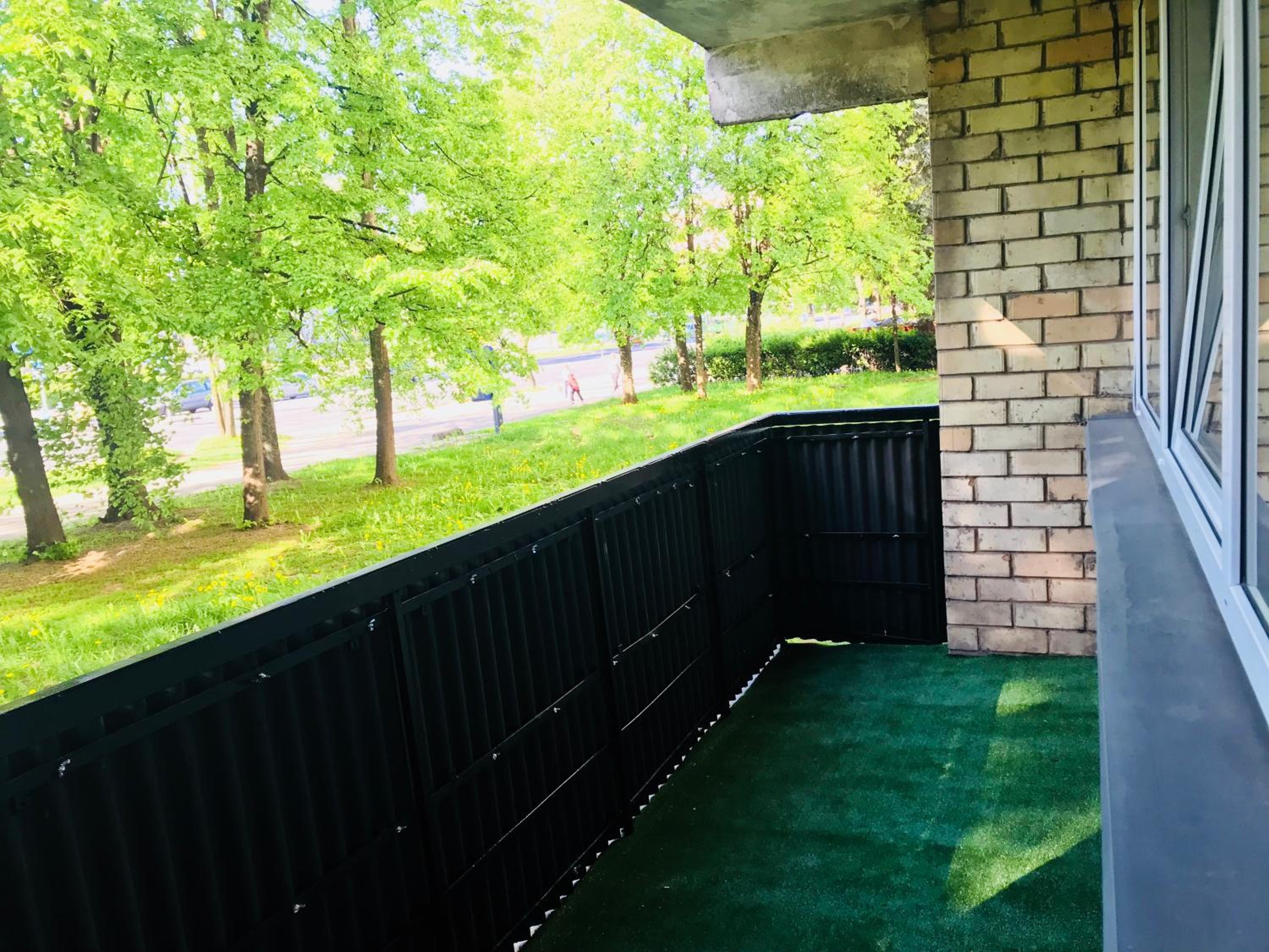 Hotel Savan House "Easy Kaunas" - Image 1