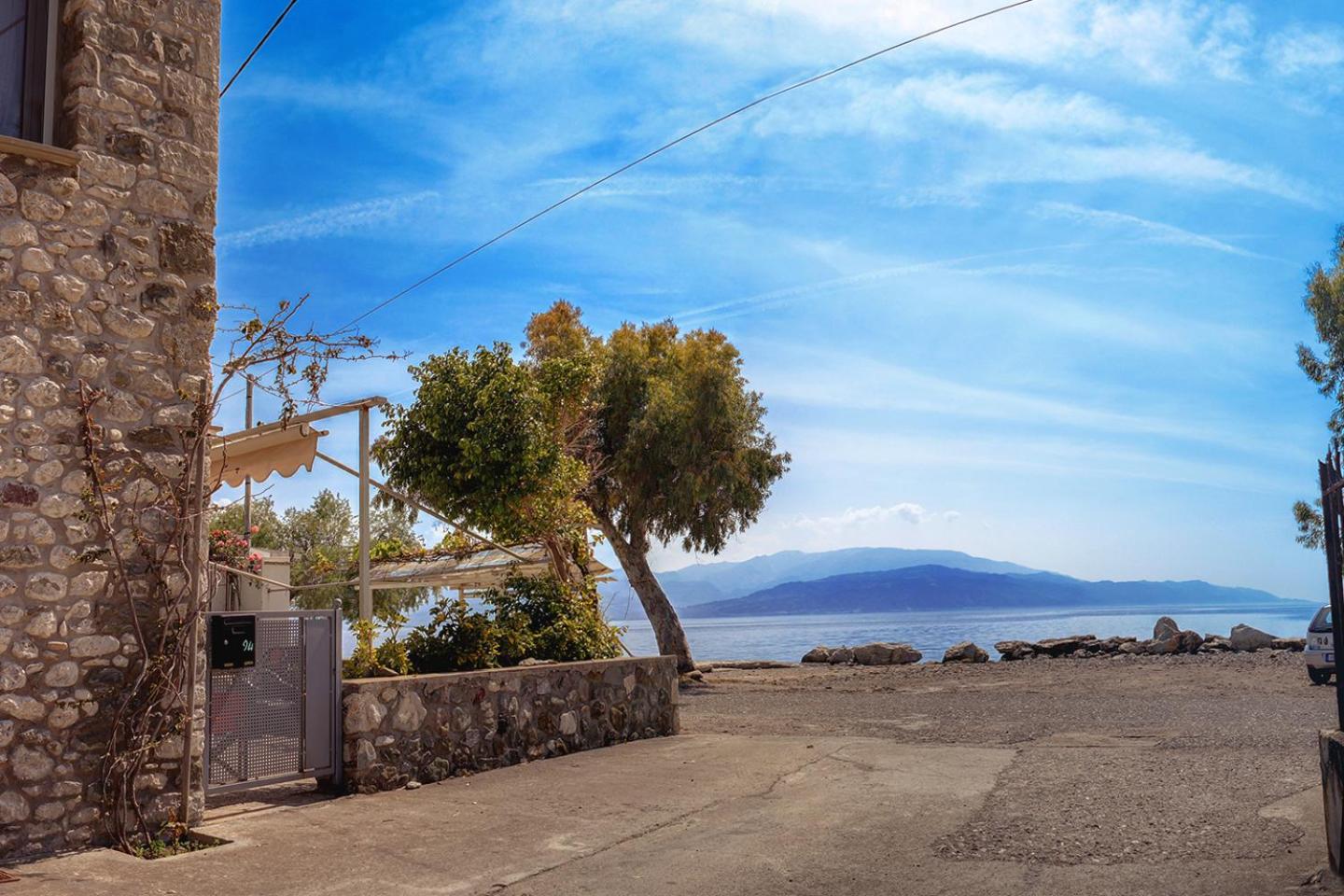 Ianos Maisonette