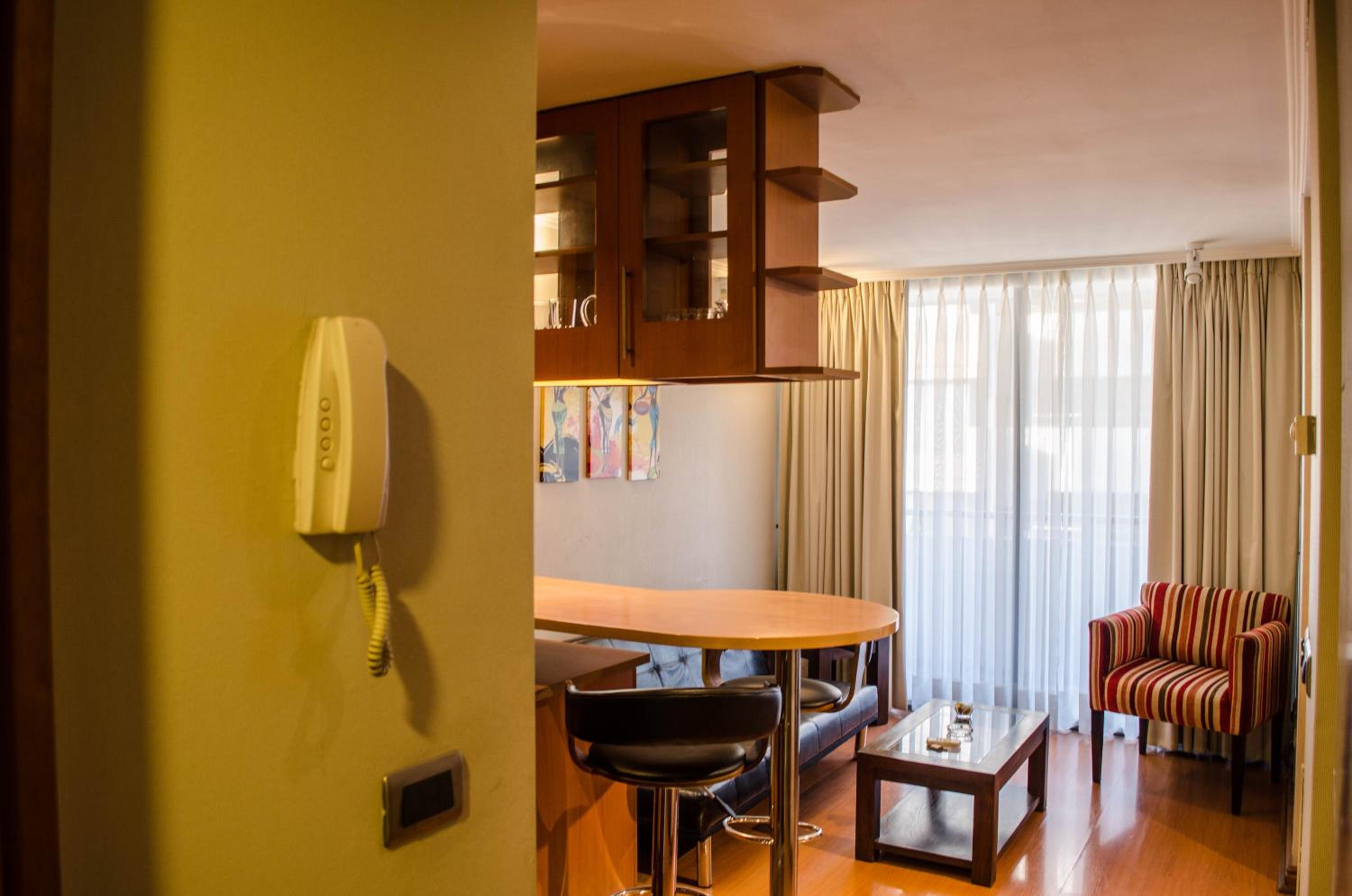 Austral Rentahome Diego de Velazquez view 2