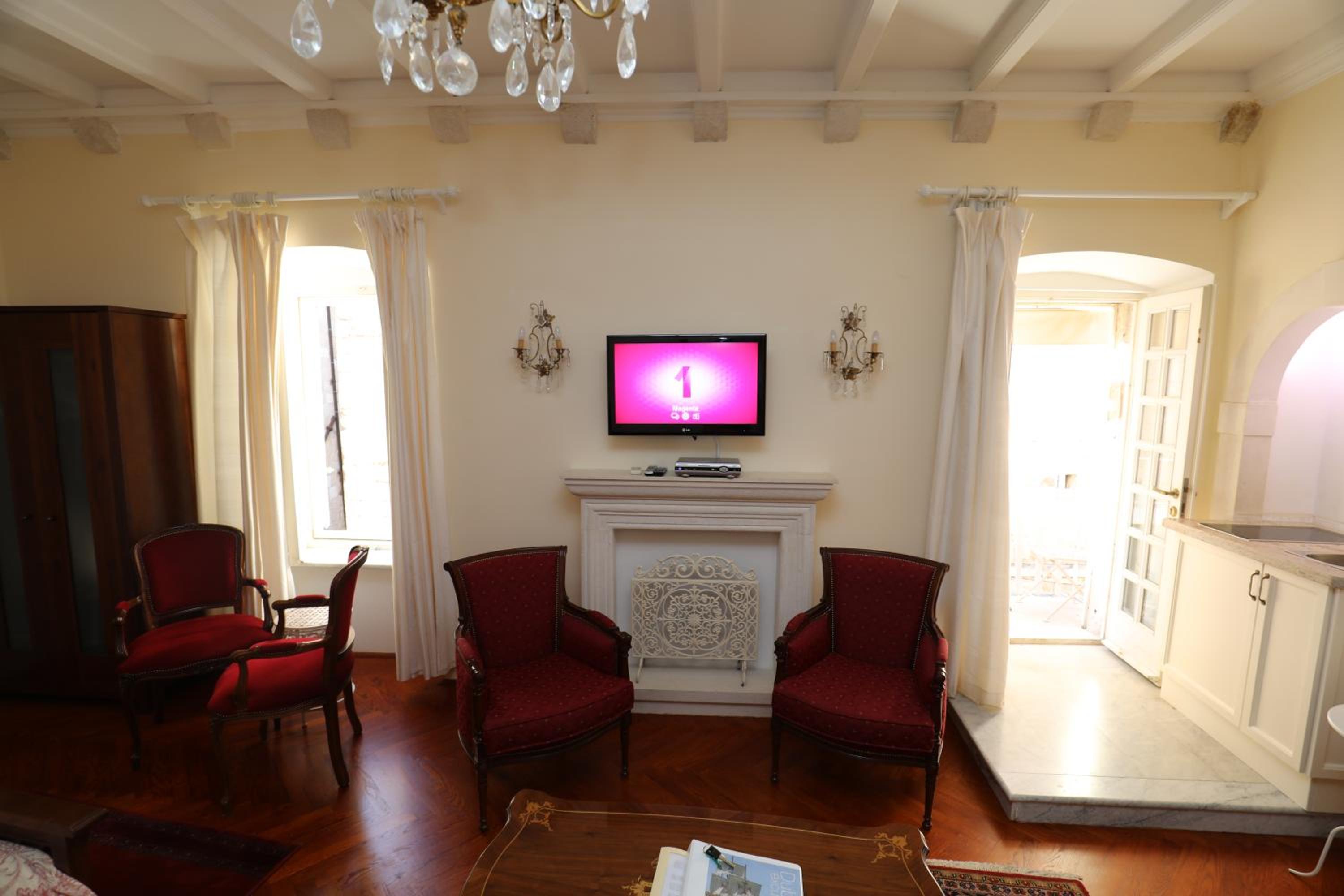 Antunini Studio Apartment
