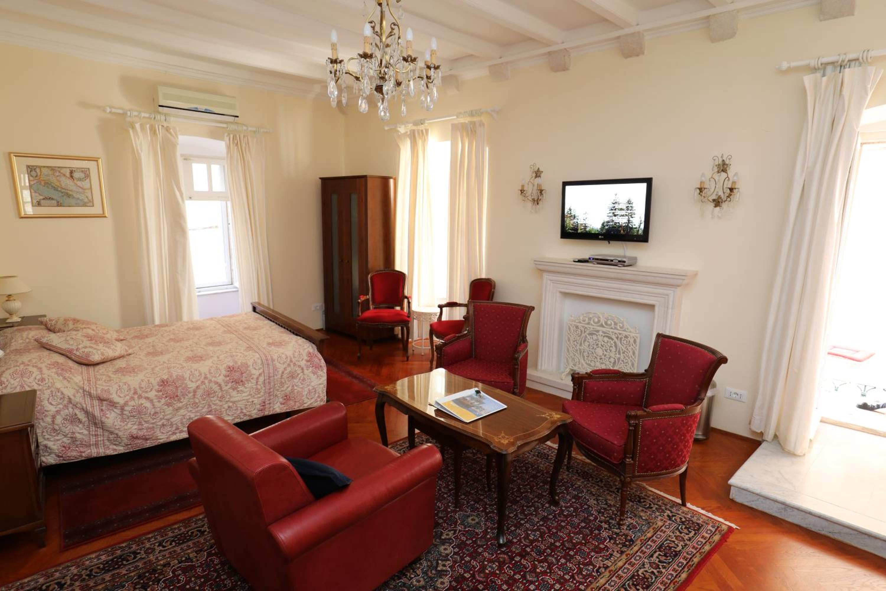Antunini Studio Apartment
