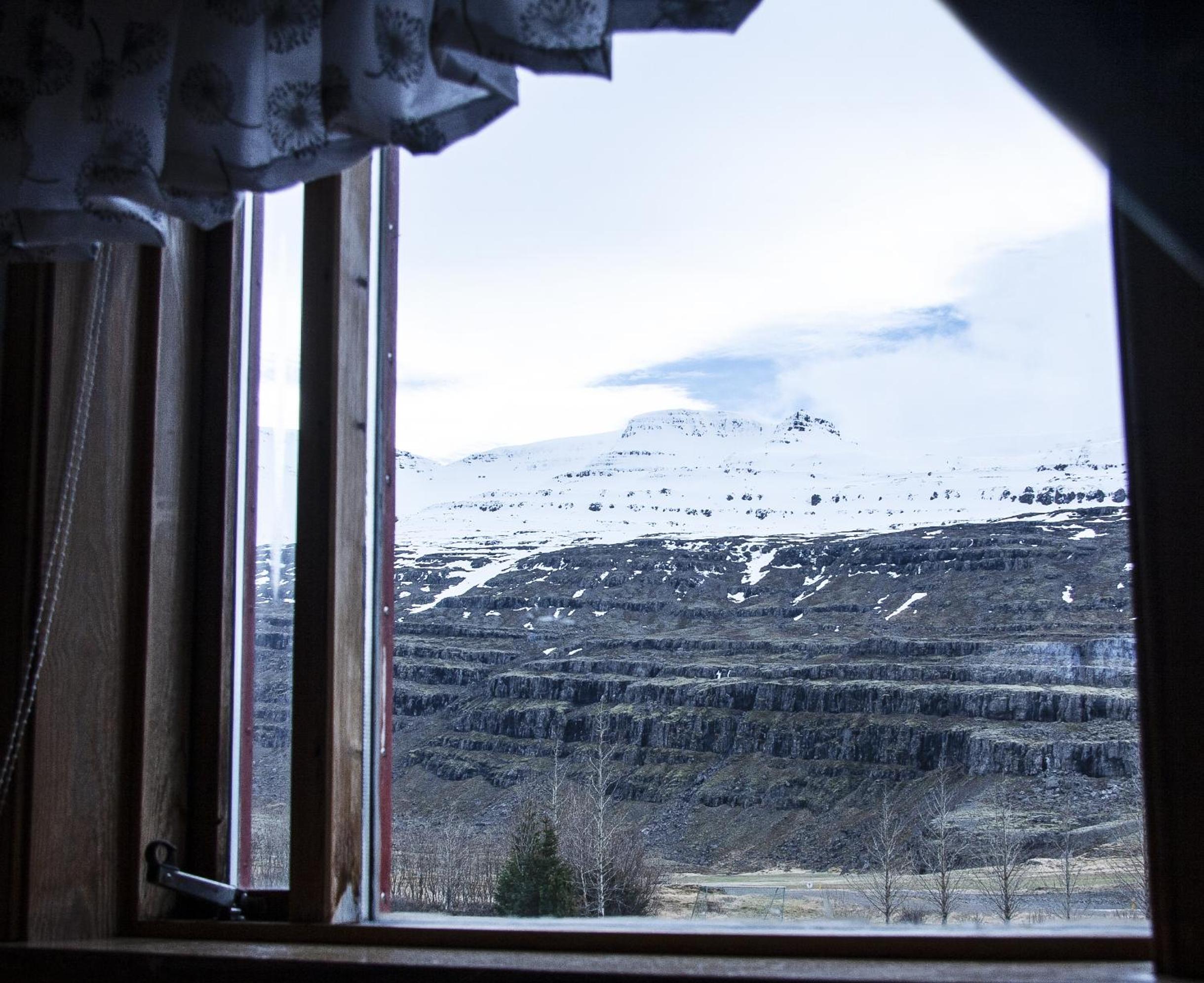 Fossardalur Guesthouse