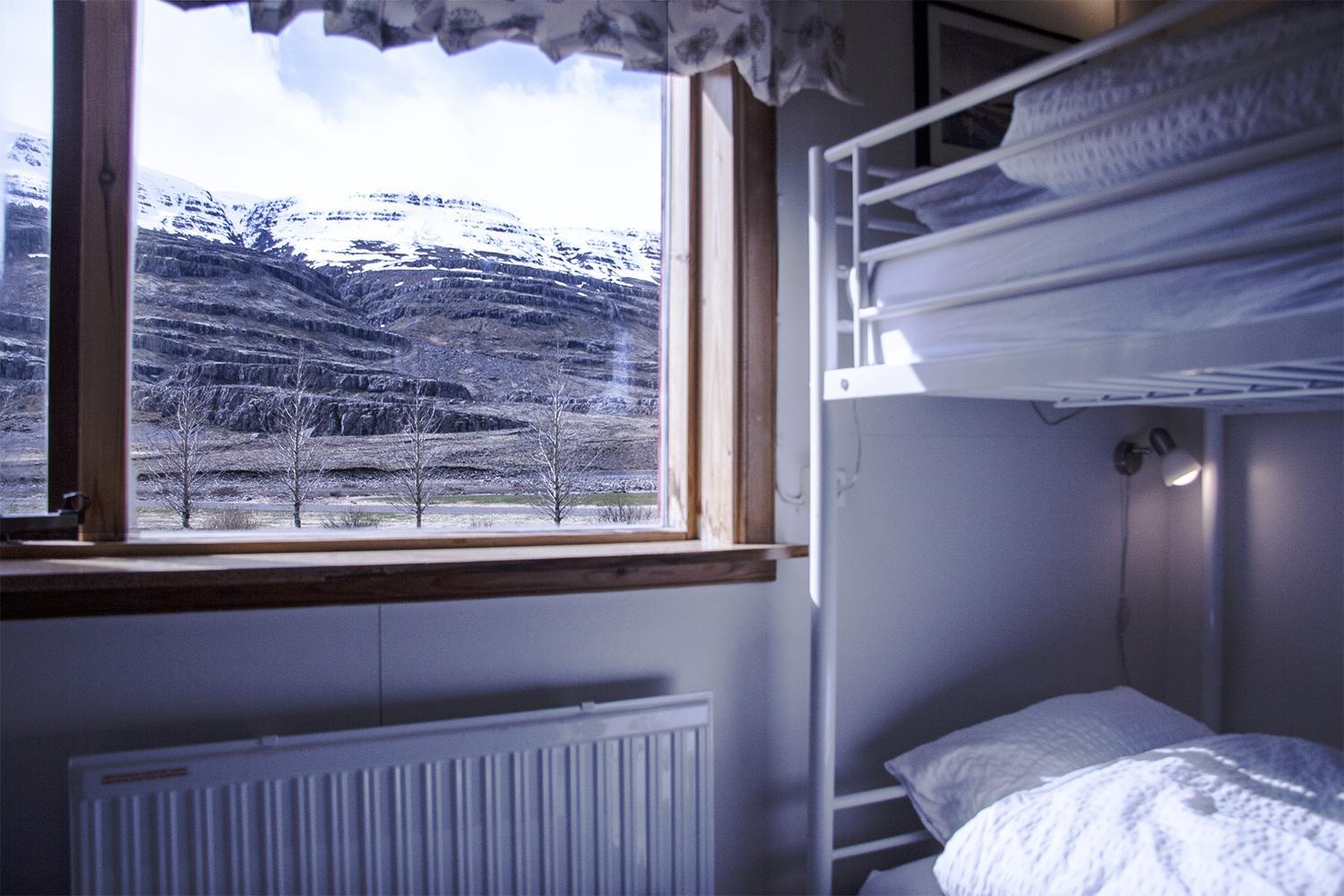Fossardalur Guesthouse