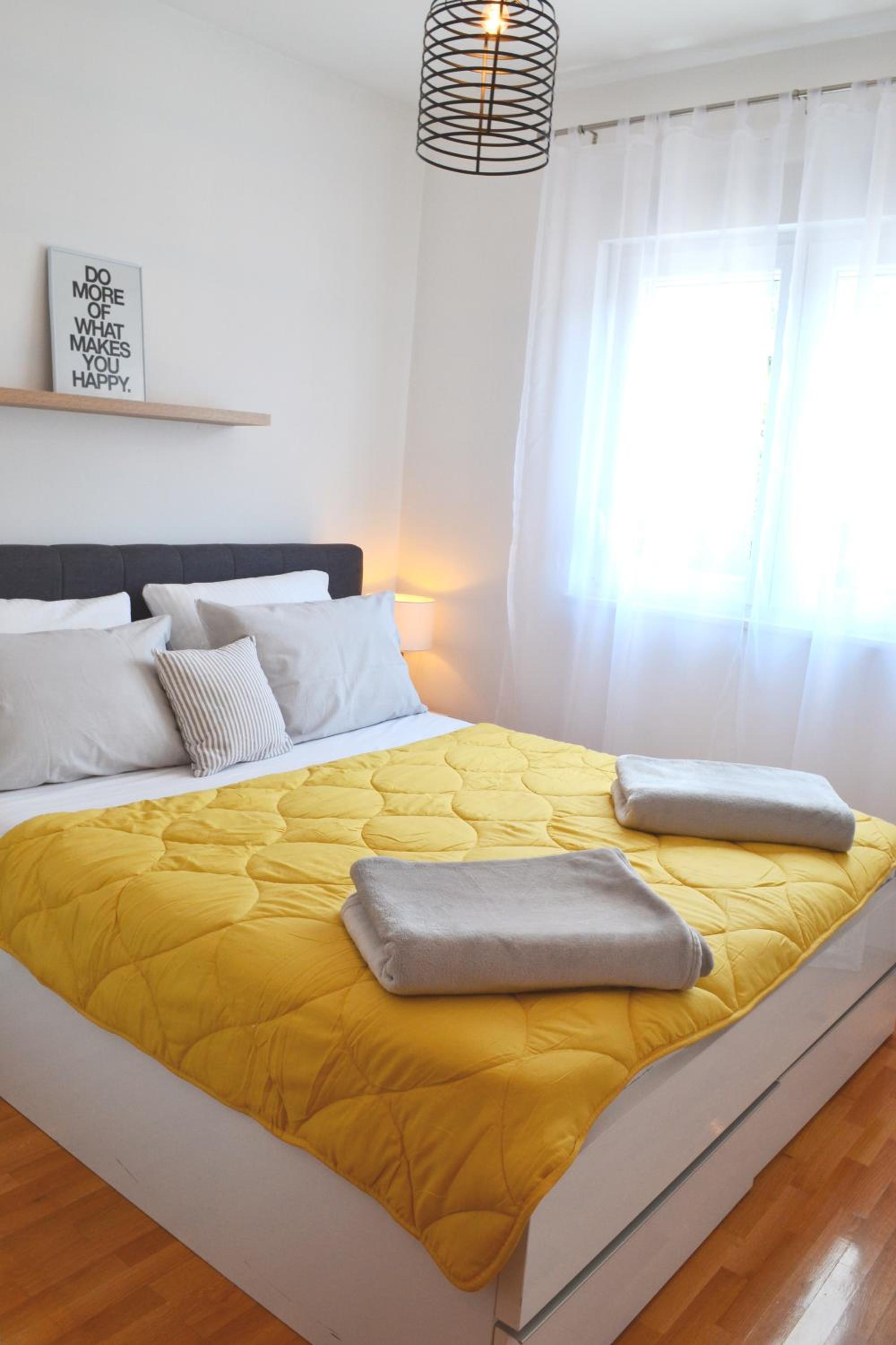 Merak - Two bedroom apartment- Free parking view 5