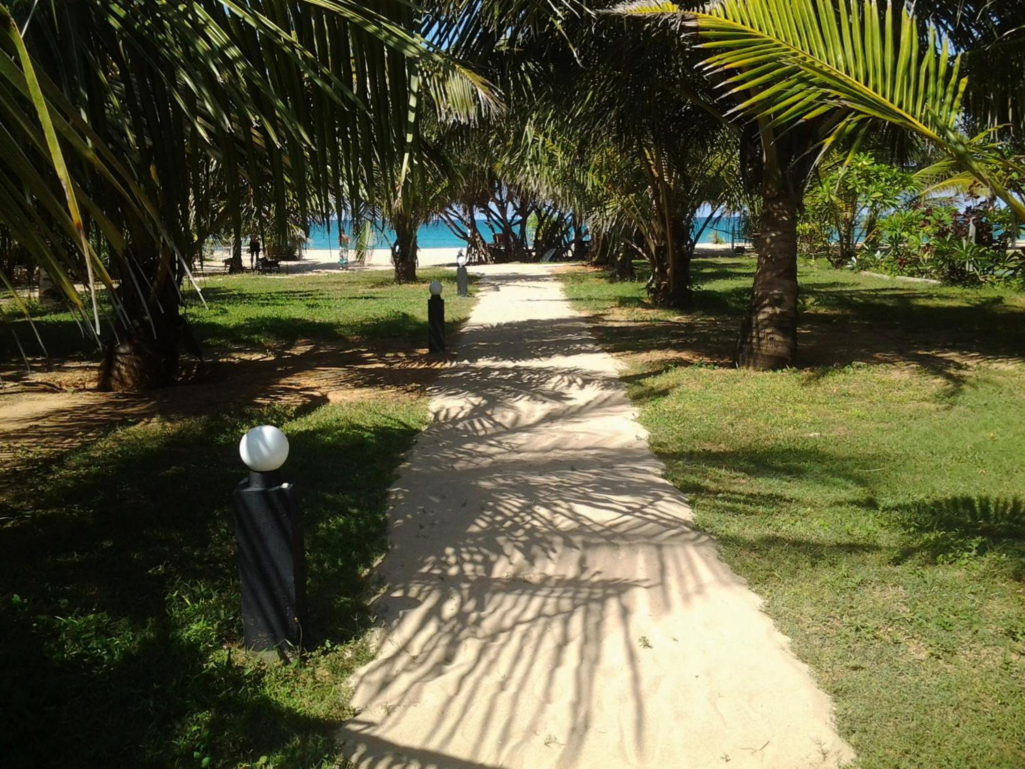 Villa Nilaveli Cabana view 2