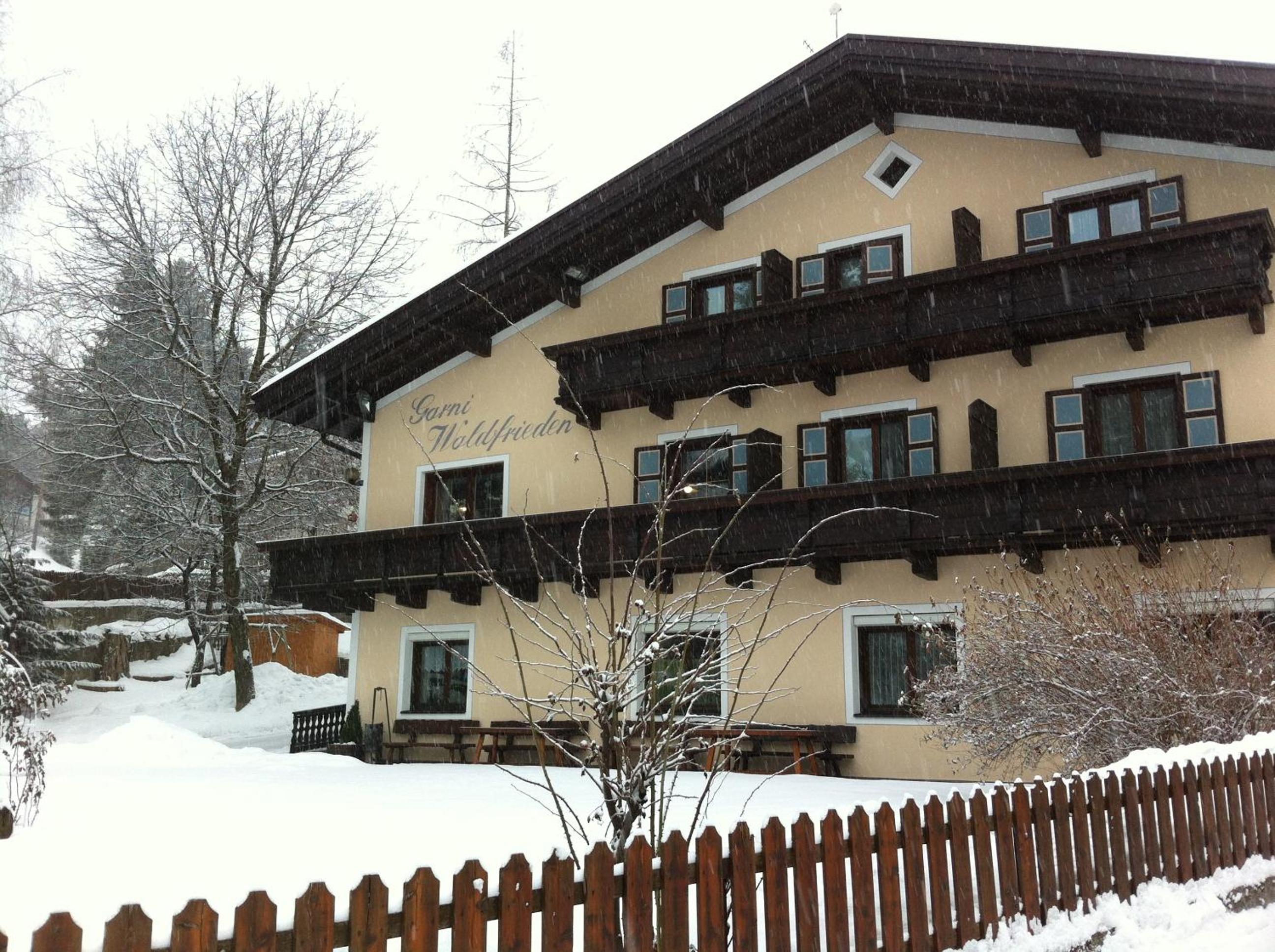 Photo 18