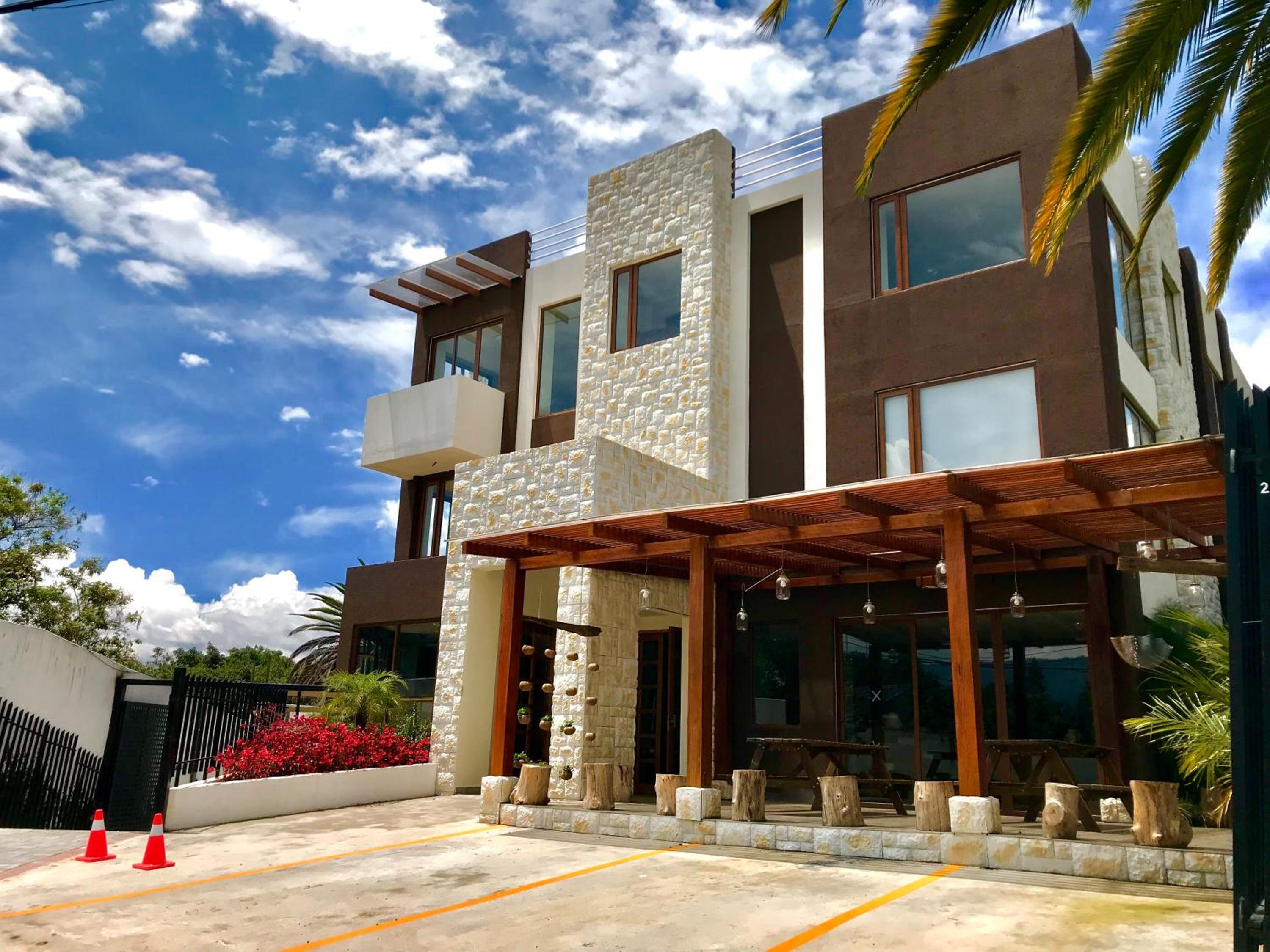 Hotel Ilalo Garden Hotel & Restaurant