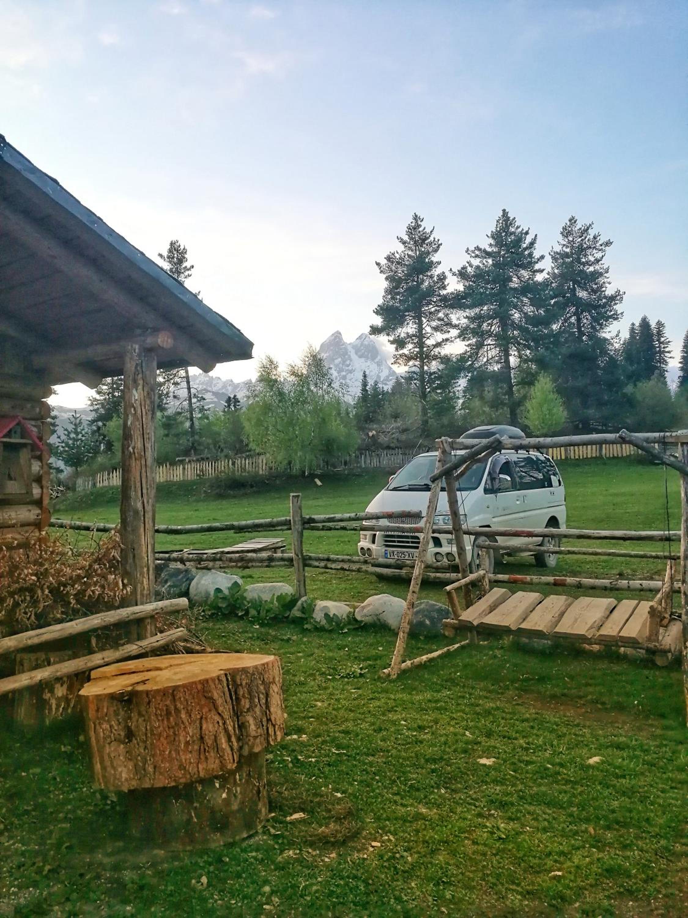Heshkili huts and cabins Svaneti
