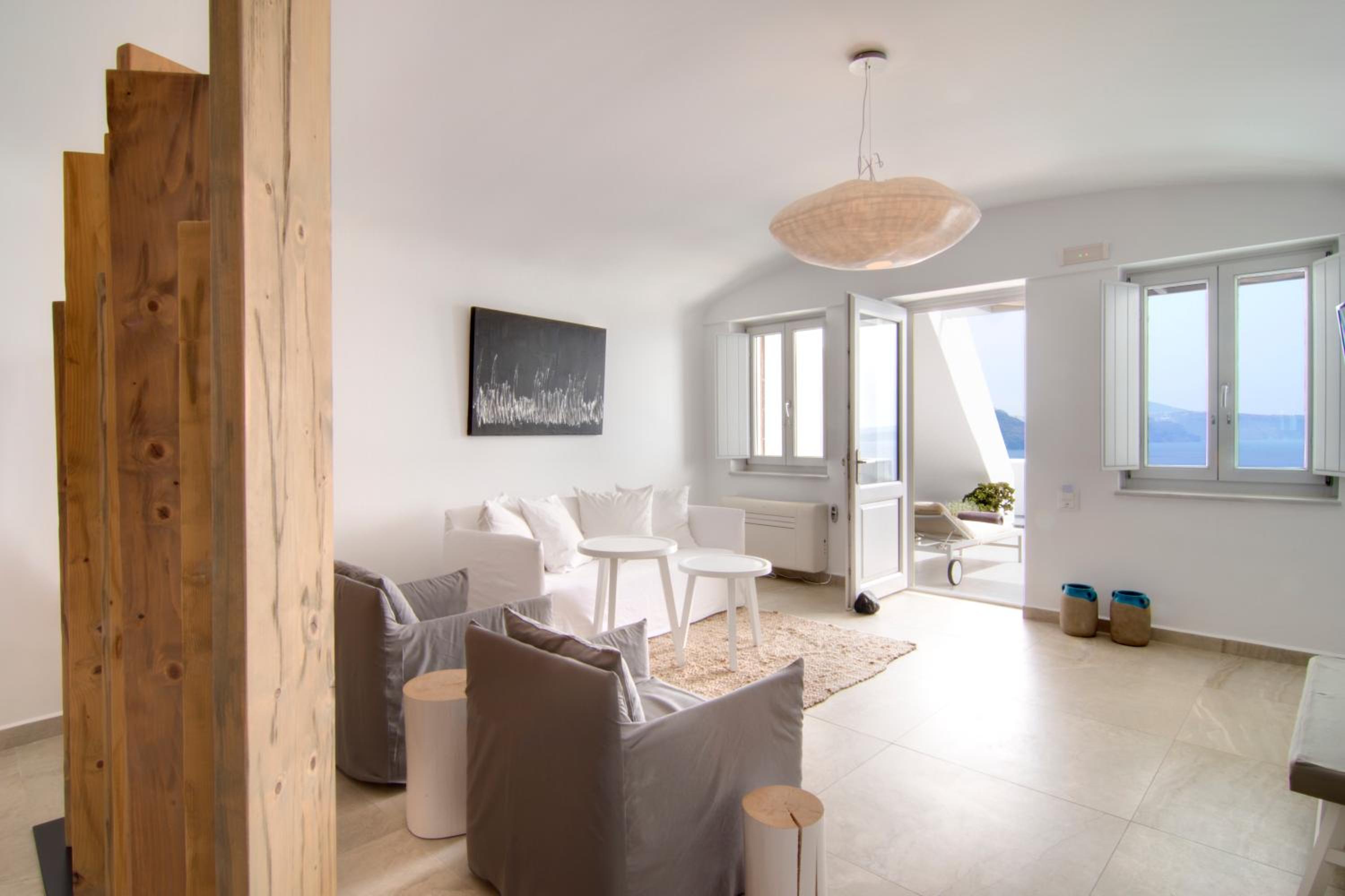 Santorini Secret Suites & Spa 31