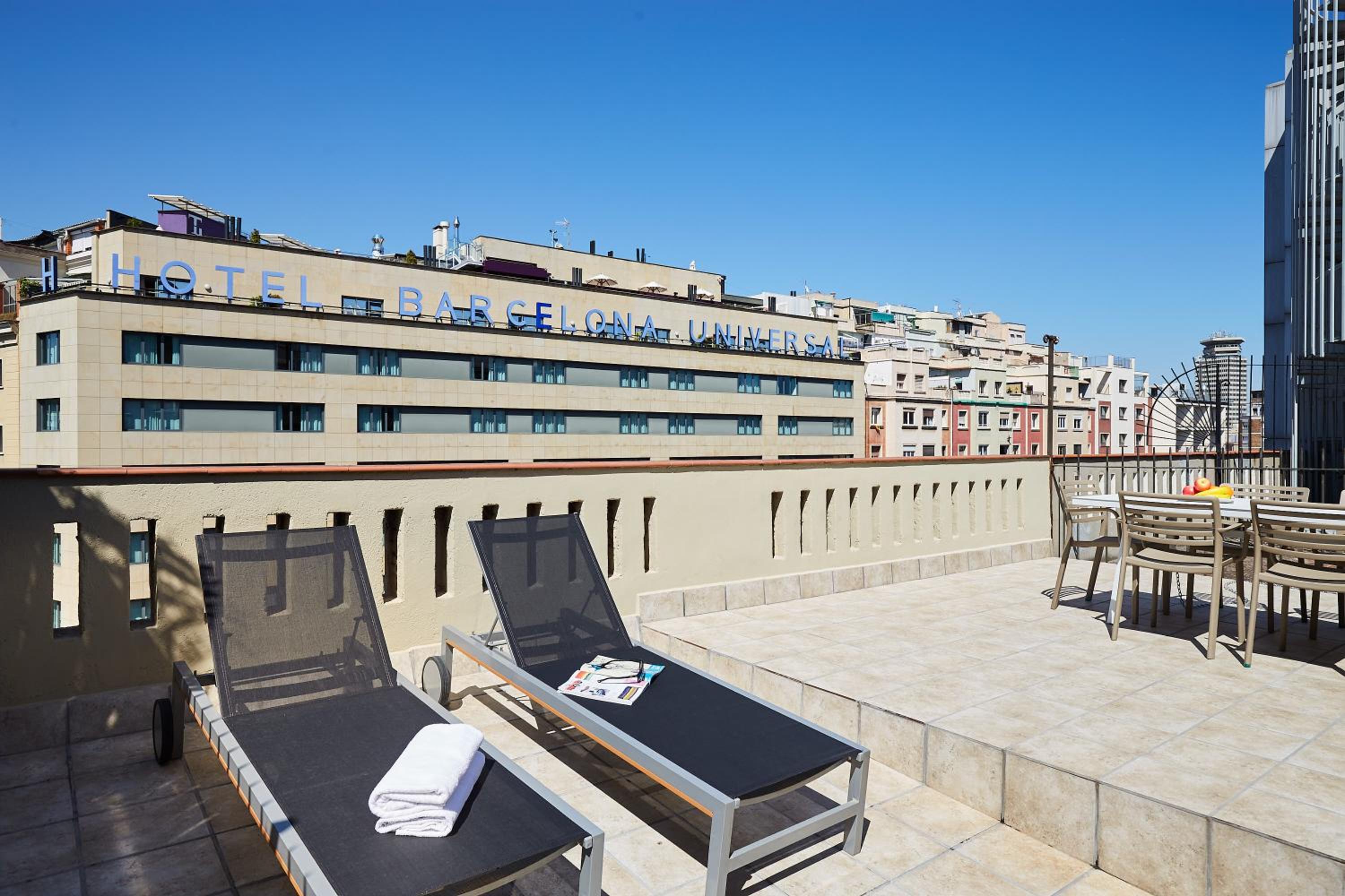 AB Paral·lel Spacious Apartments