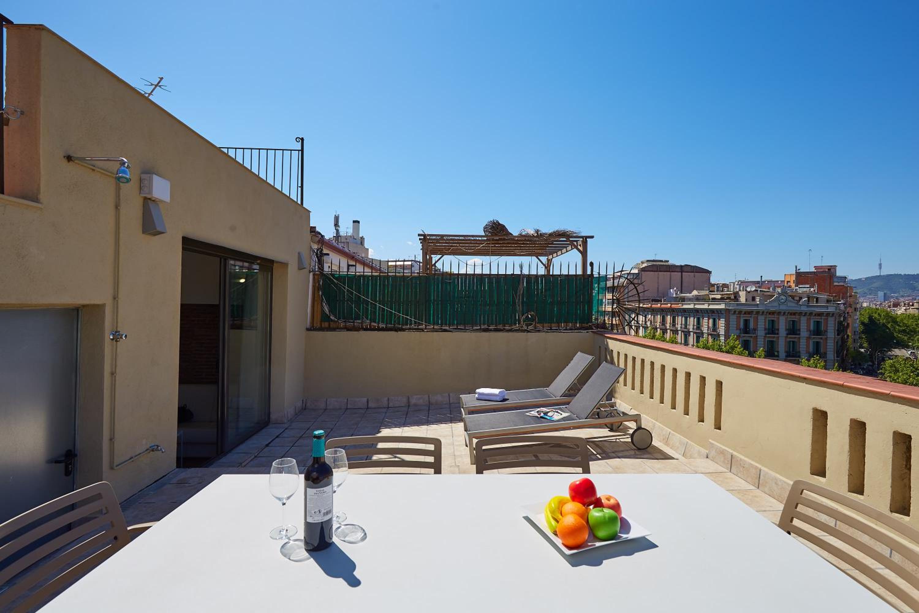 AB Paral·lel Spacious Apartments