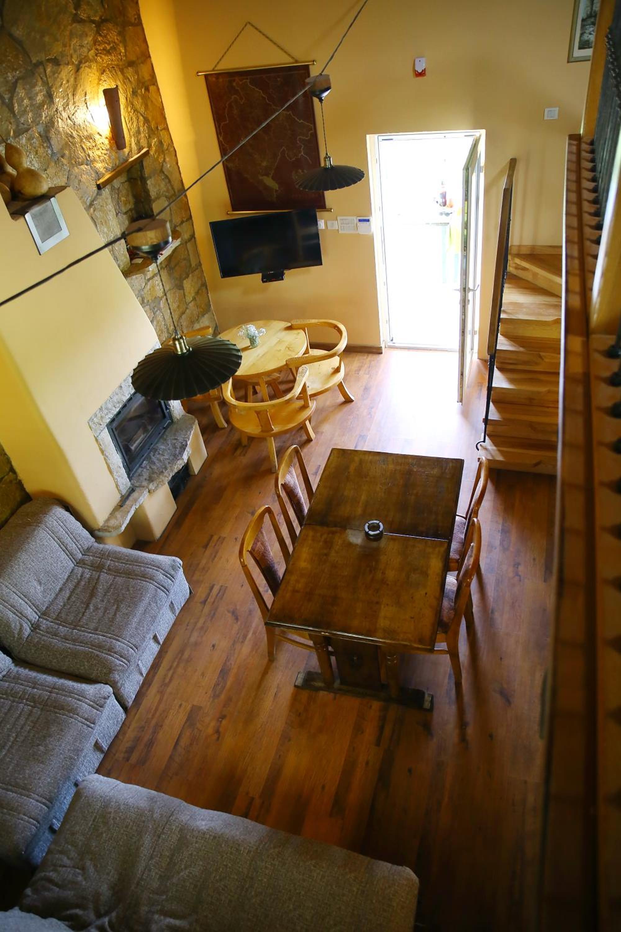 Photo 22