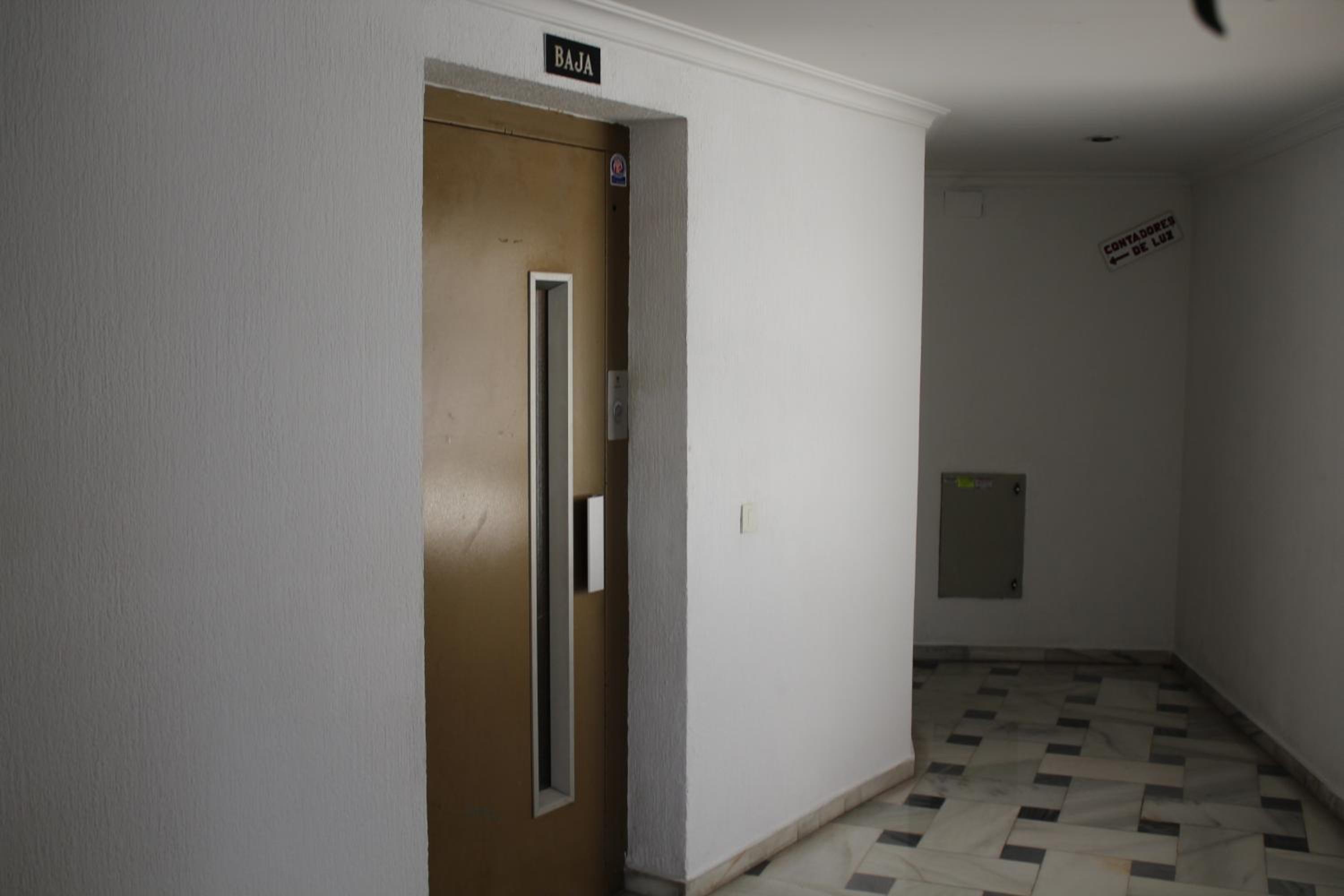 Apartamento con parking gratuito