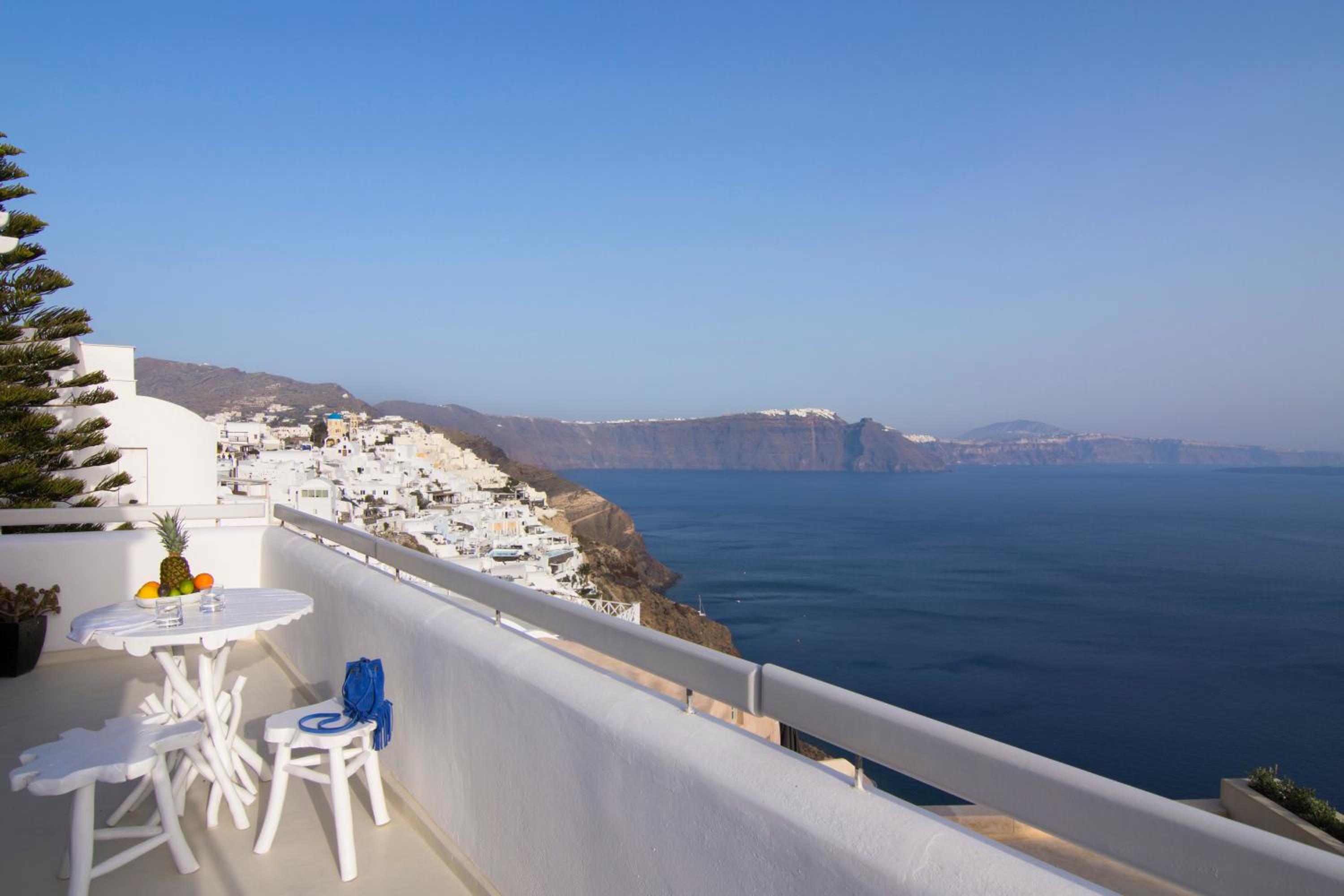 Santorini Secret Suites & Spa 46