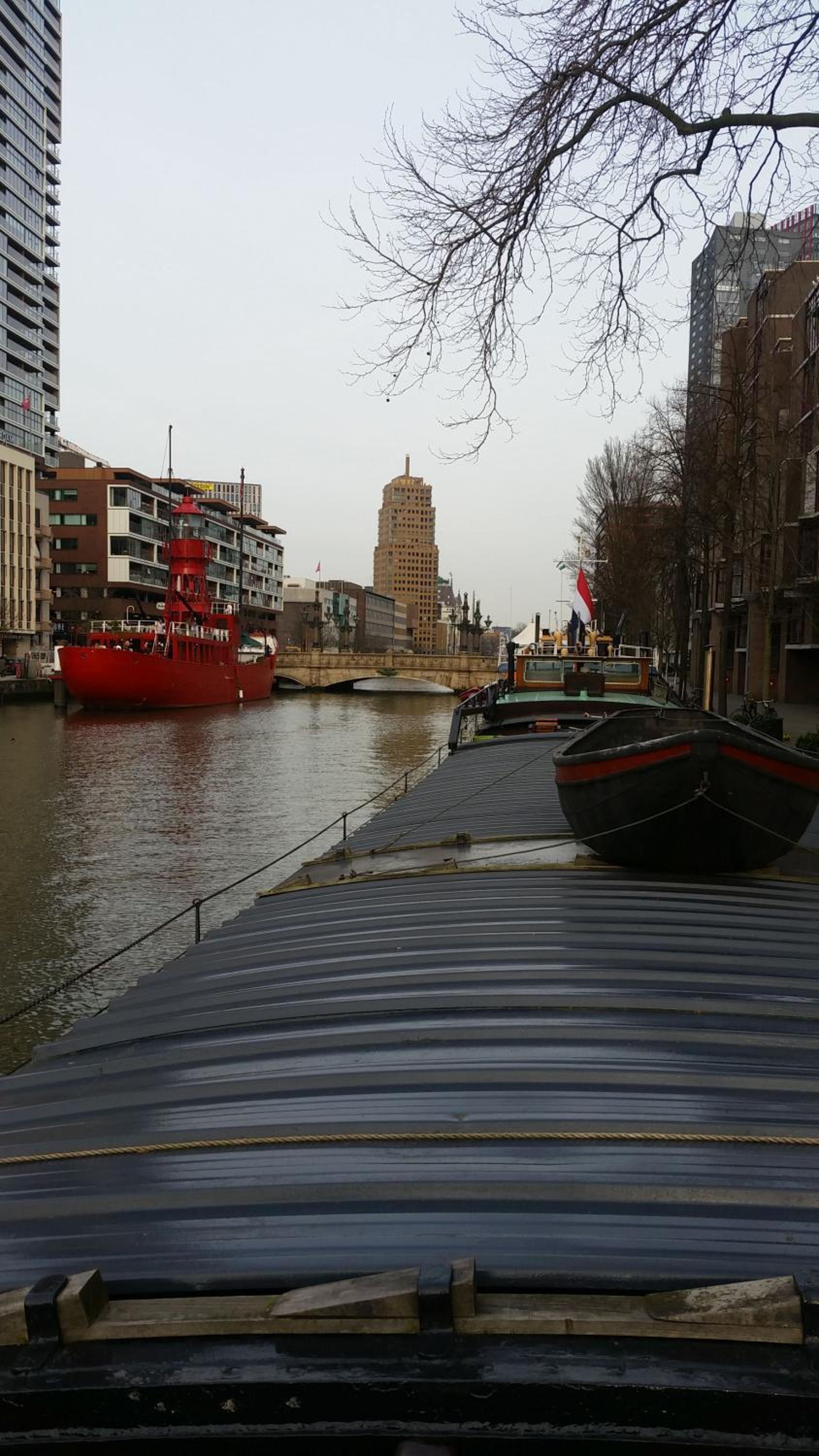 Houseboat holiday apartments Rotterdam view 2
