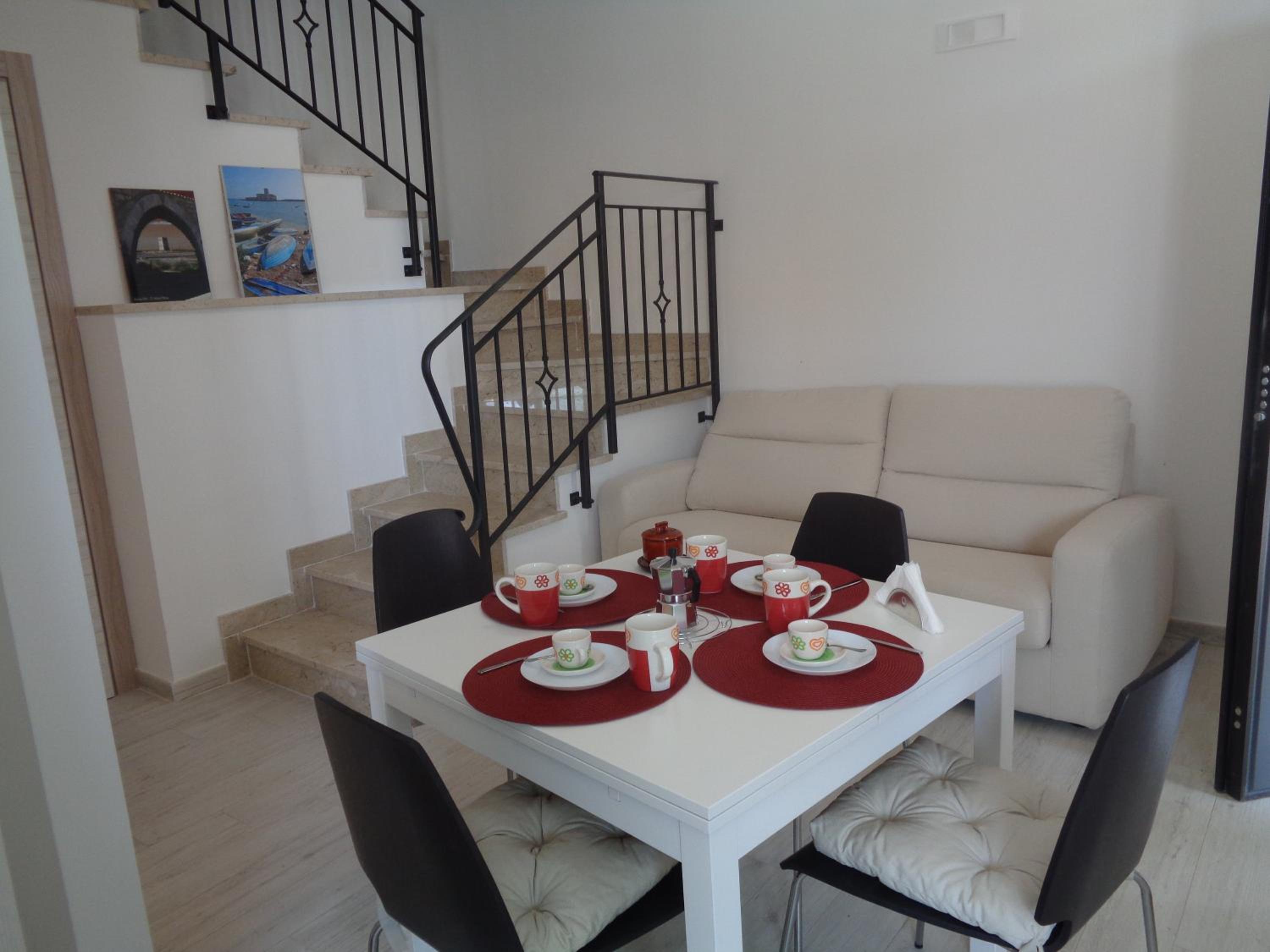 Eryx Apartments