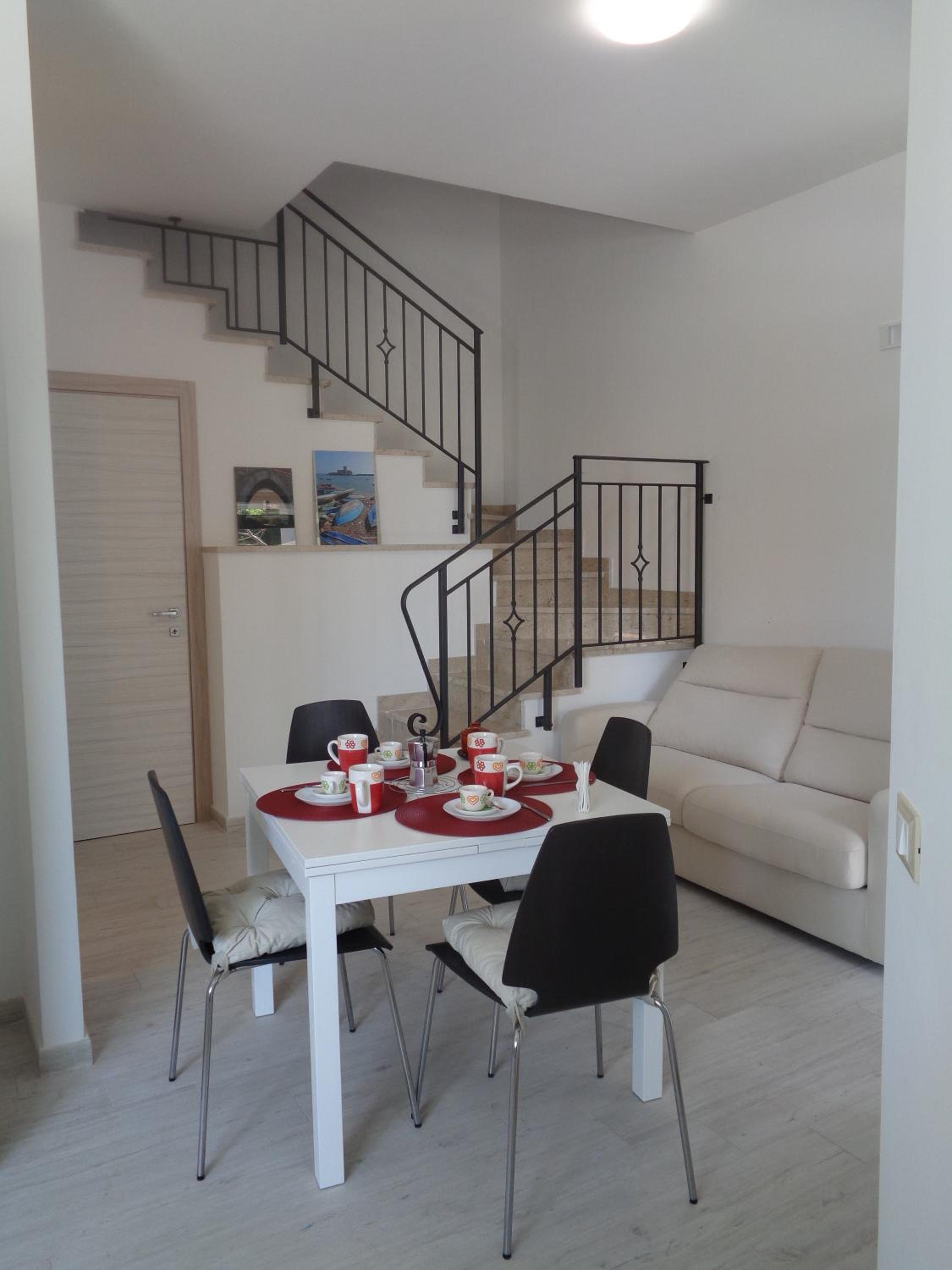 Eryx Apartments