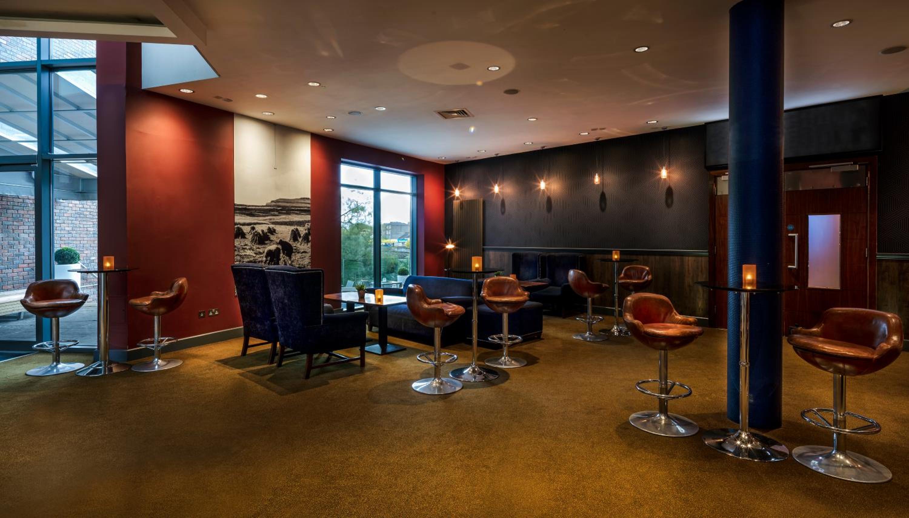 Limerick Vacations - Absolute Hotel Limerick - Property Image 1