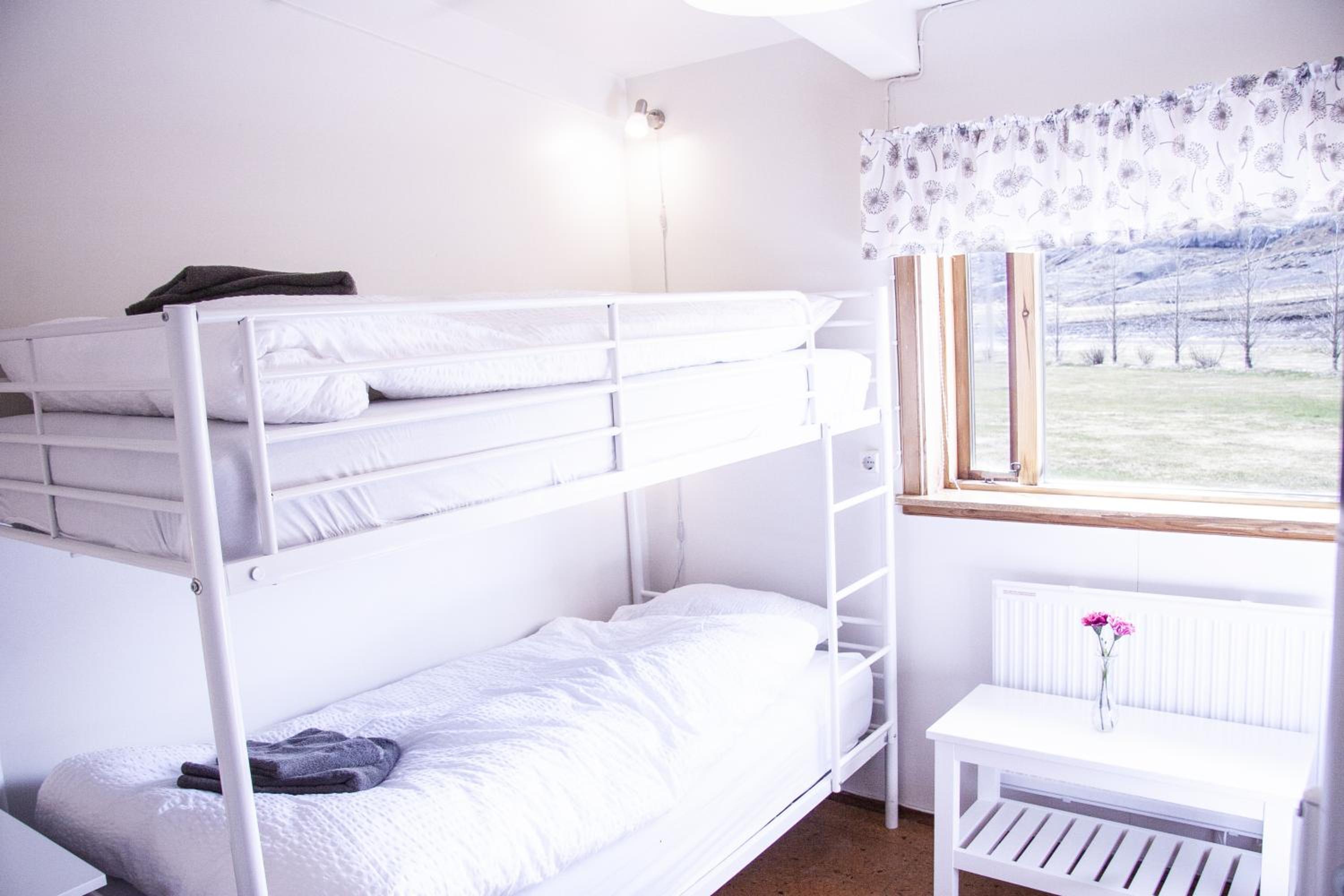 Fossardalur Guesthouse