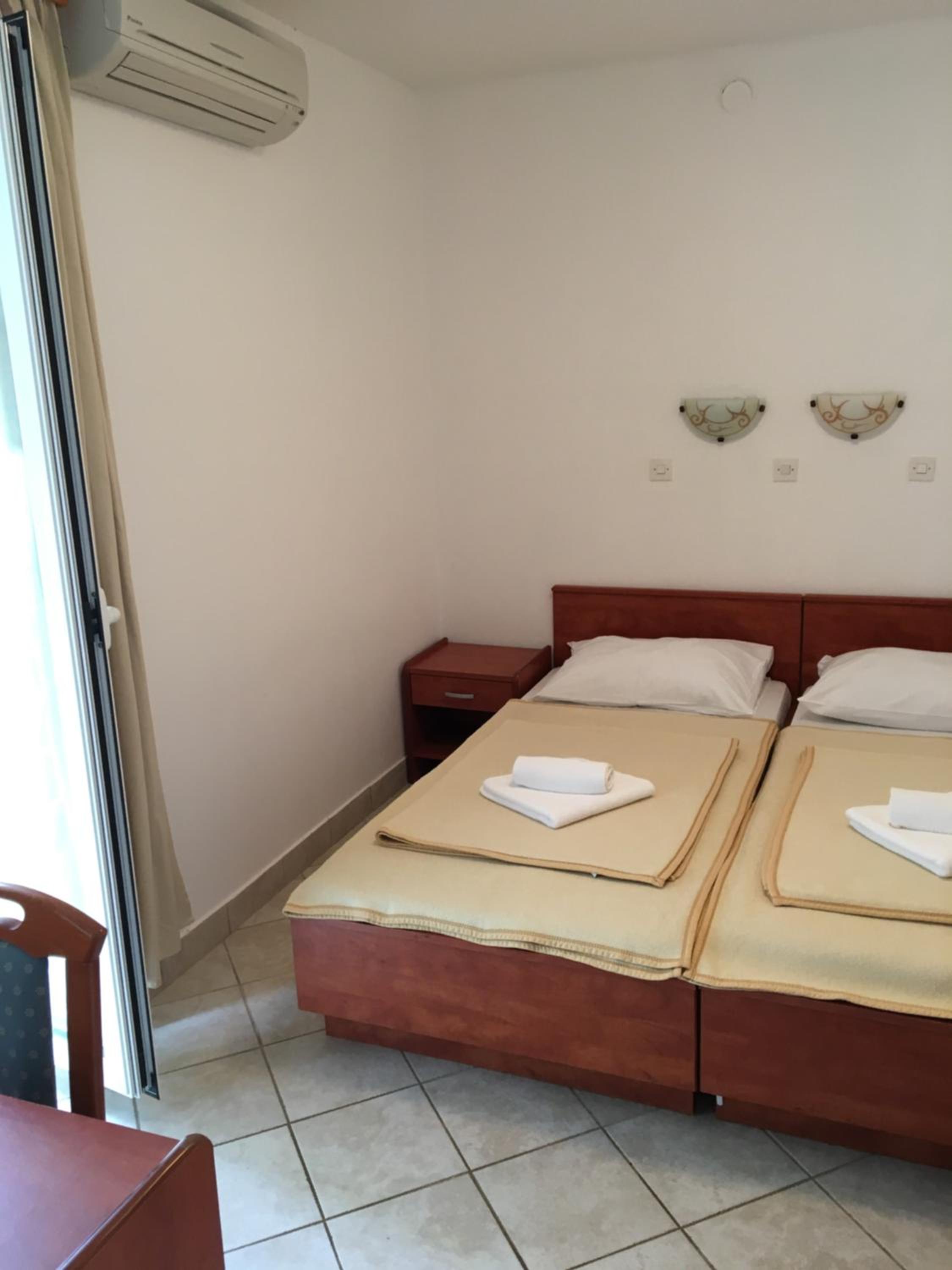 Rosemary Apartments & Rooms view 4