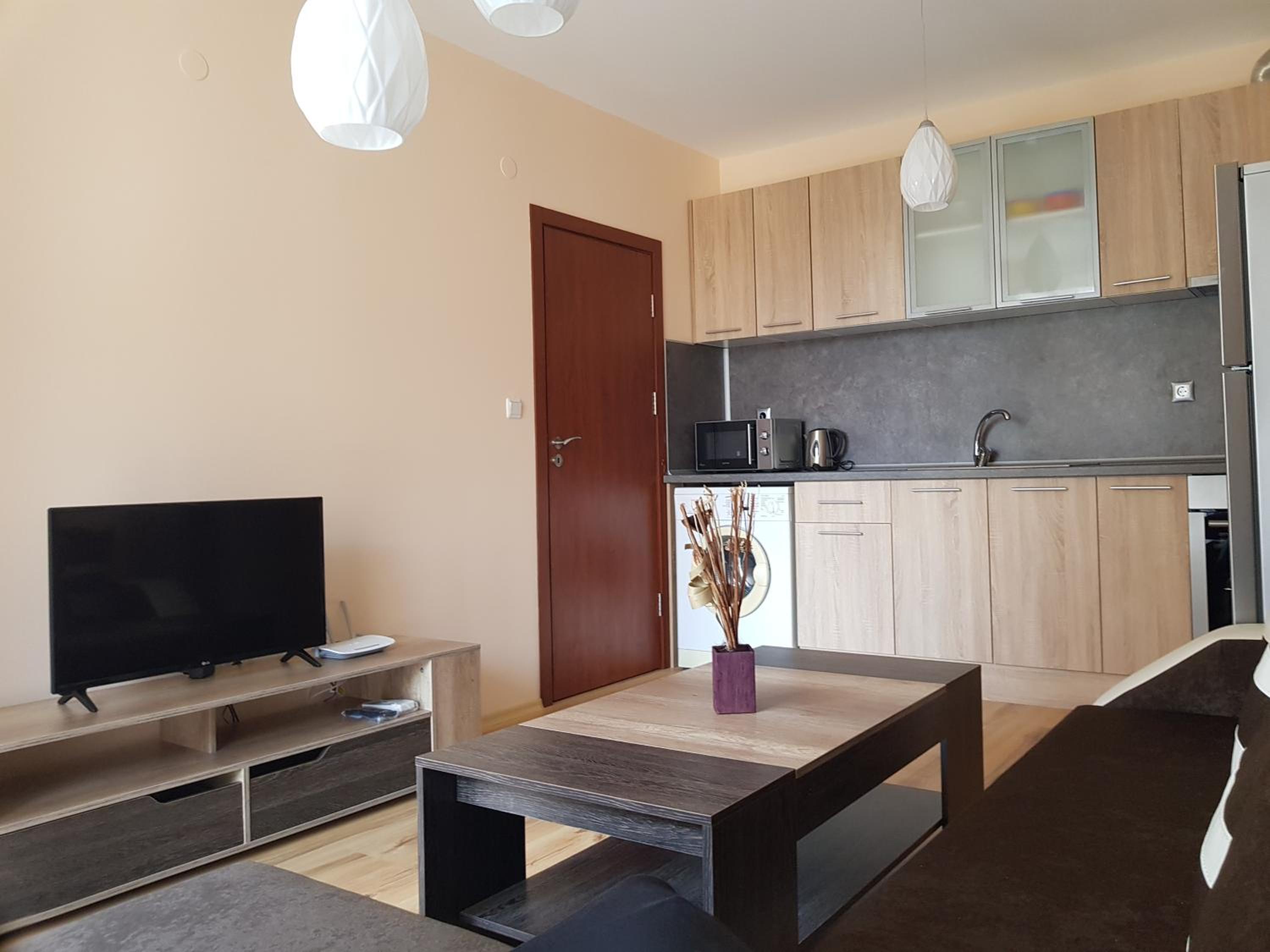 Victorio Lux Apartments view 5