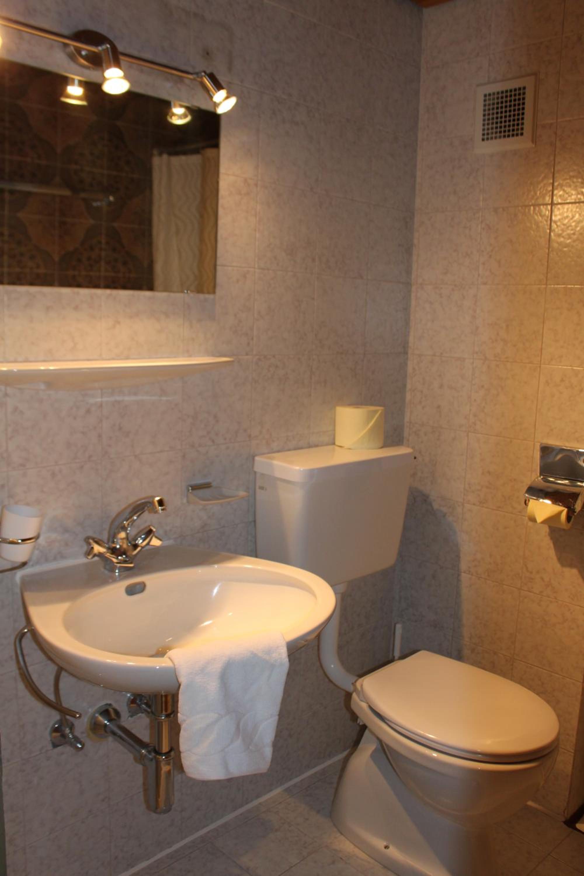 WOLF RETREAT Apartments im Lechtal davor Appartementhaus Michaela