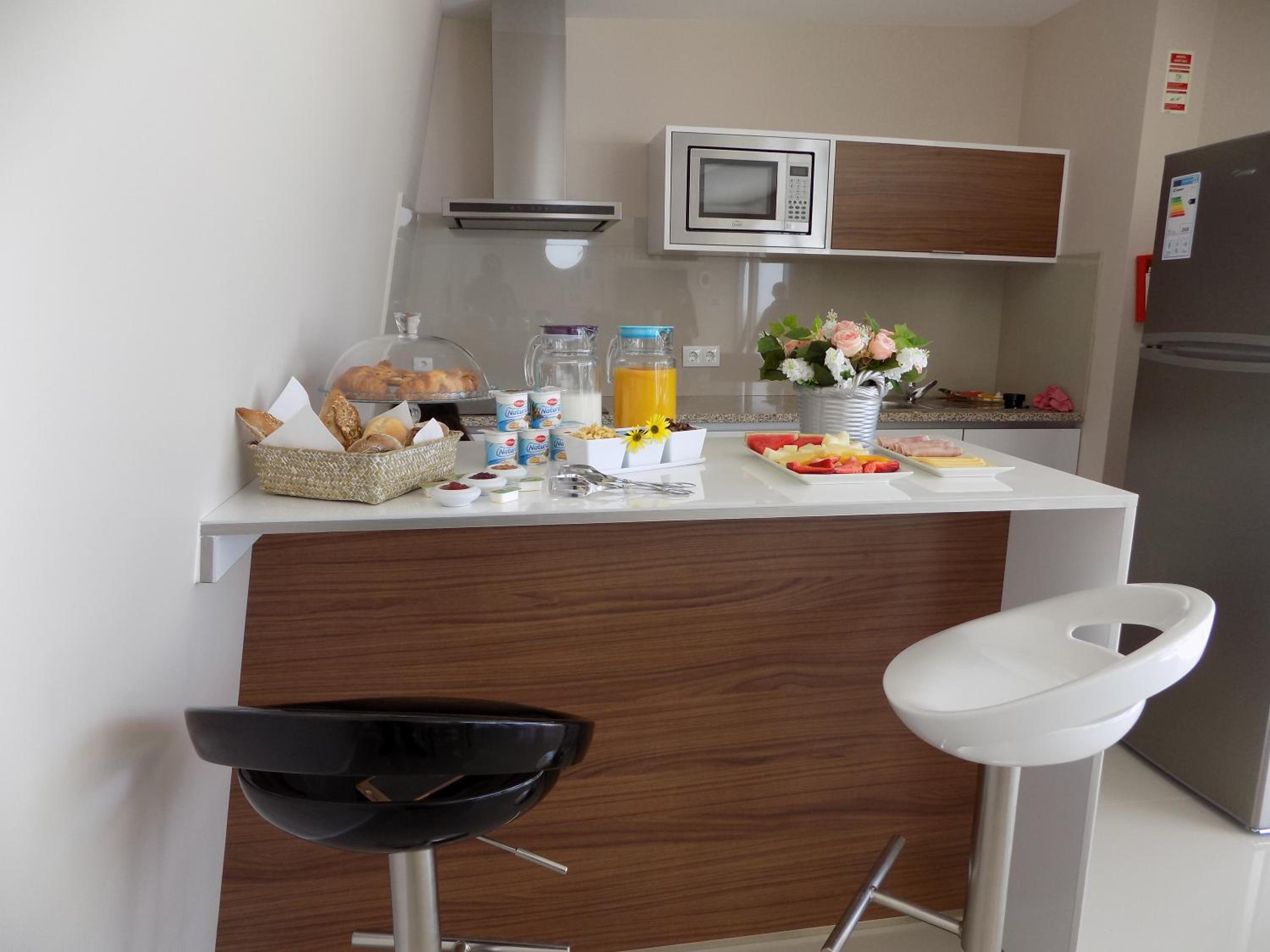 CMB Guesthouse en Apúlia — kitchen
