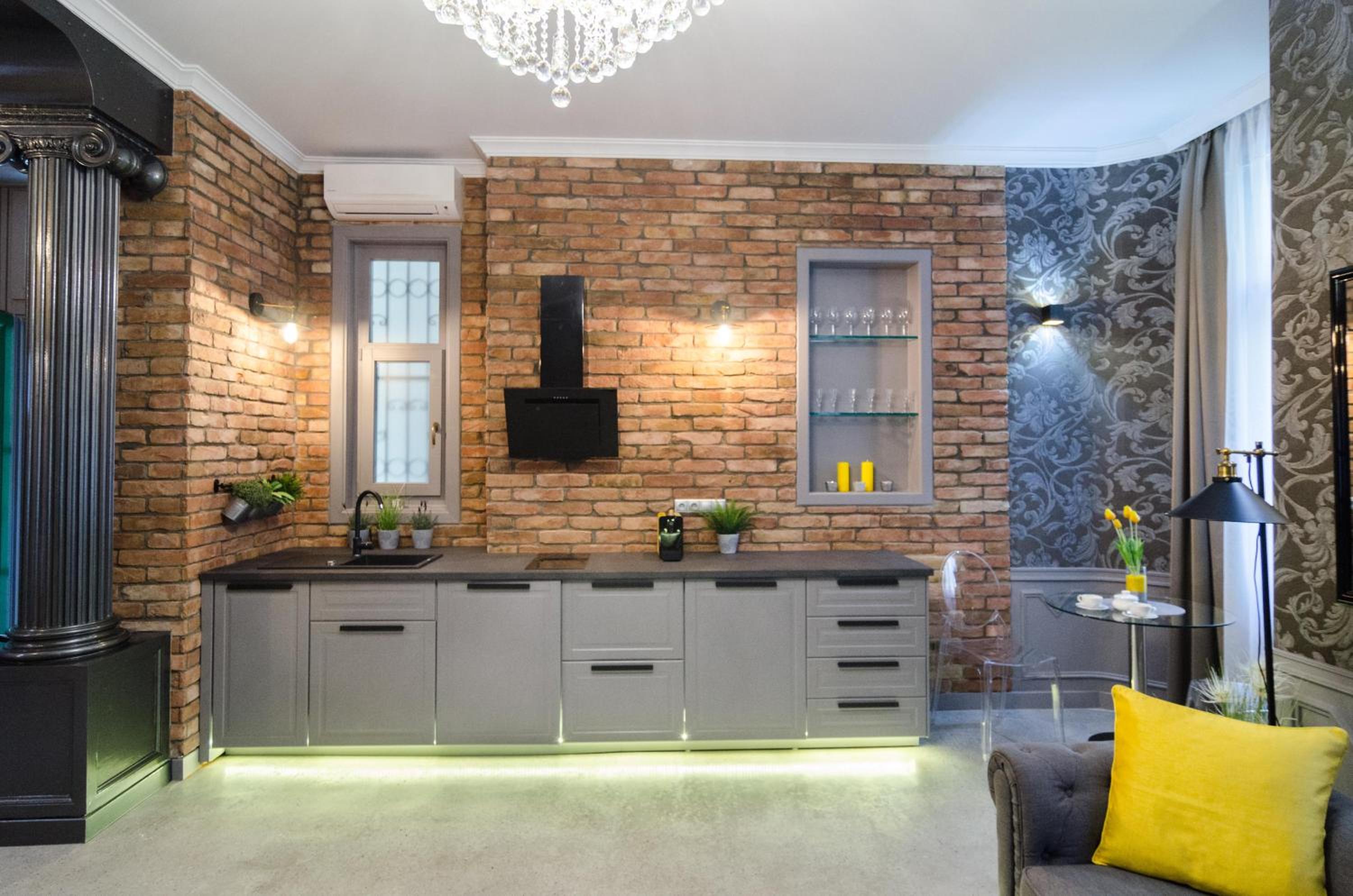 Viktoria Luxury Apartment view 5