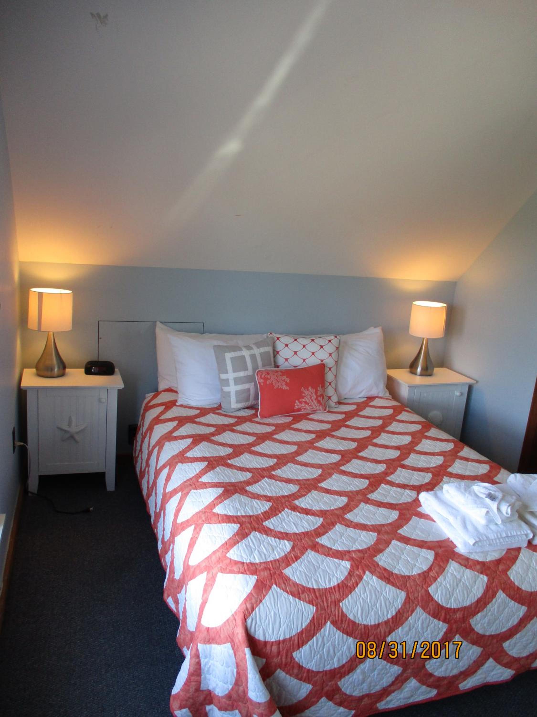 Surfside Inn Chatham
