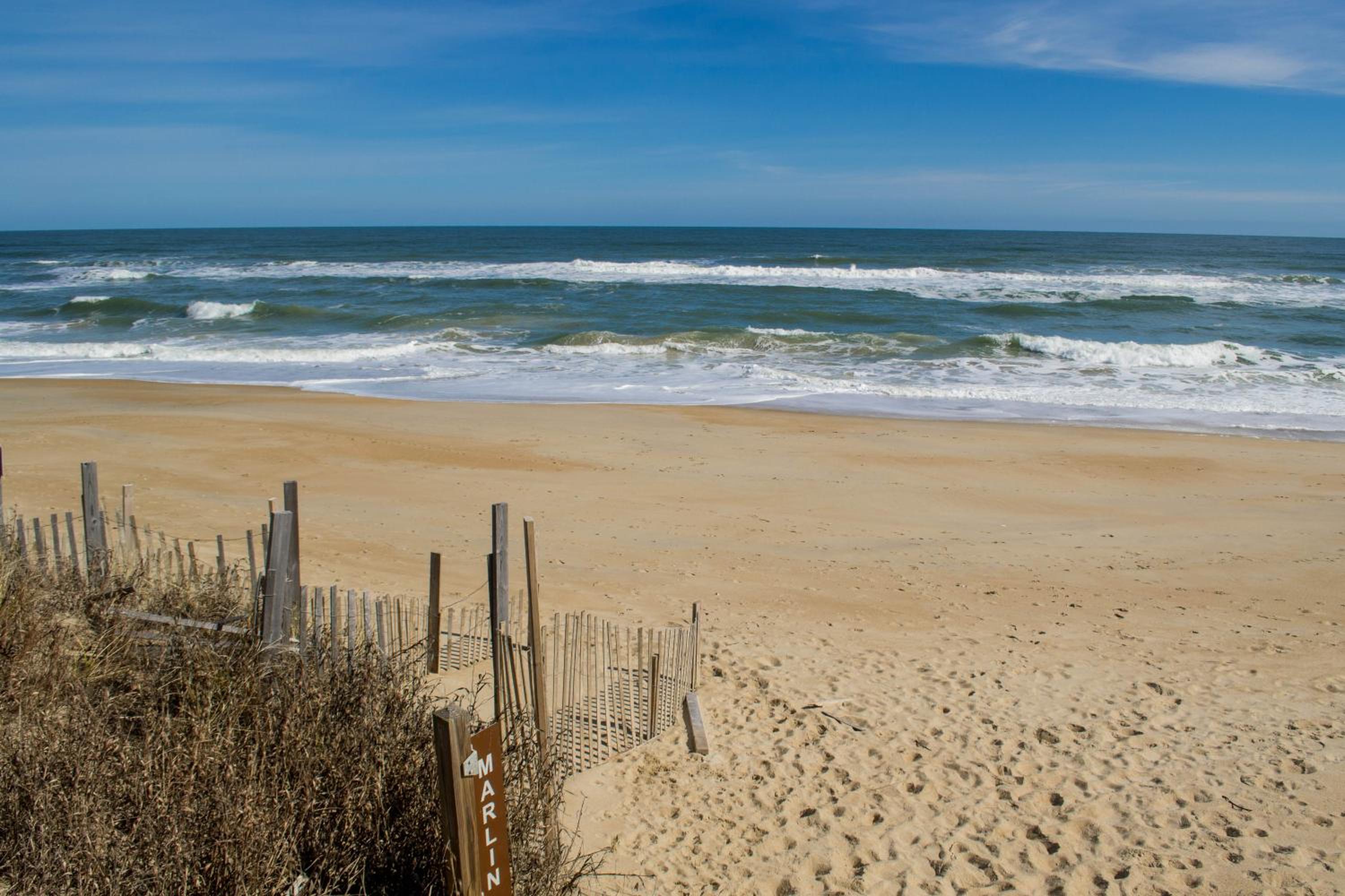 Sea Fever - Duck, Saltaire, 130 Yds to Beach, Ocean View, Pool, Hot Tub, Tiki Bar, Flex Stays view 3