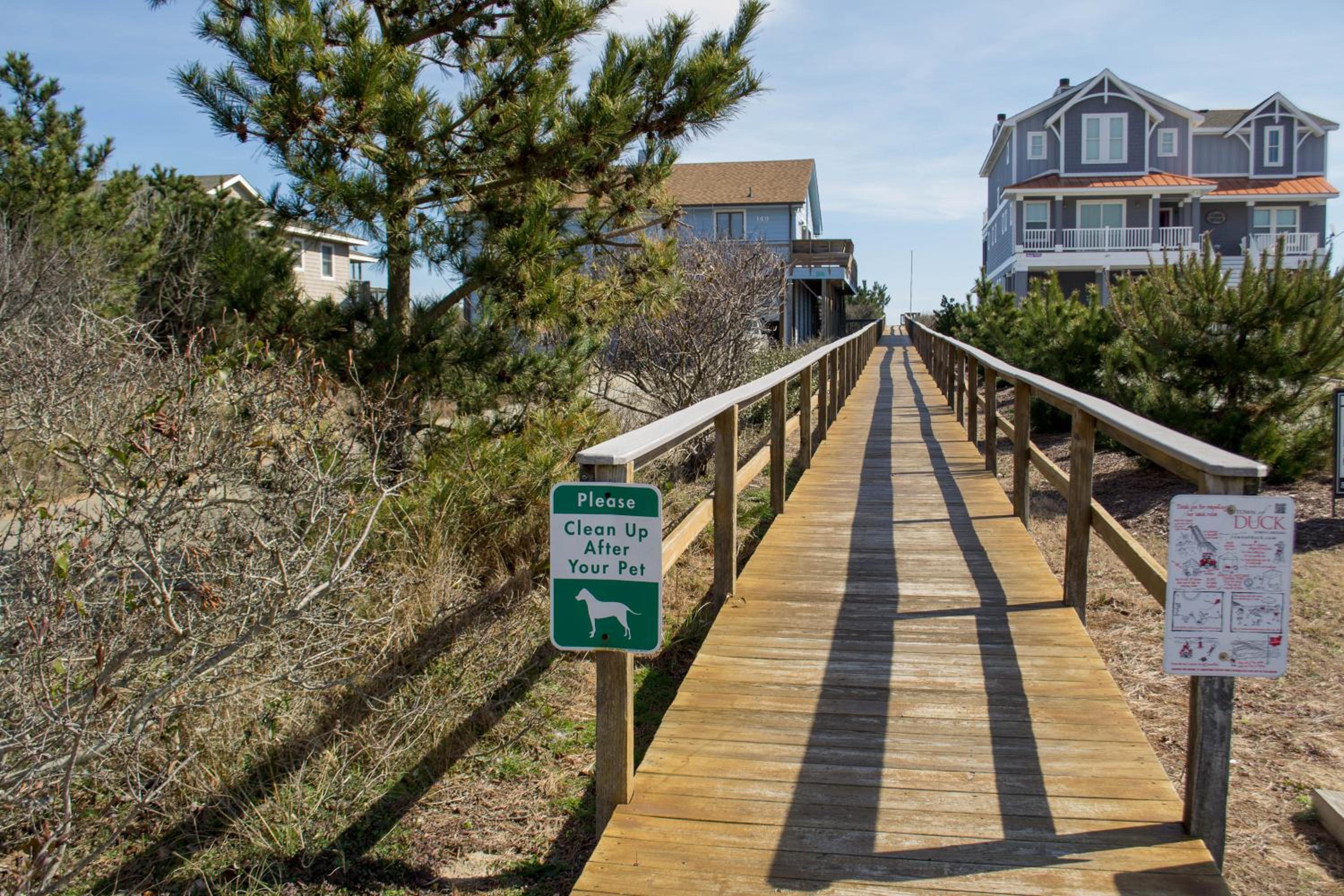 Sea Fever - Duck, Saltaire, 130 Yds to Beach, Ocean View, Pool, Hot Tub, Tiki Bar, Flex Stays view 4