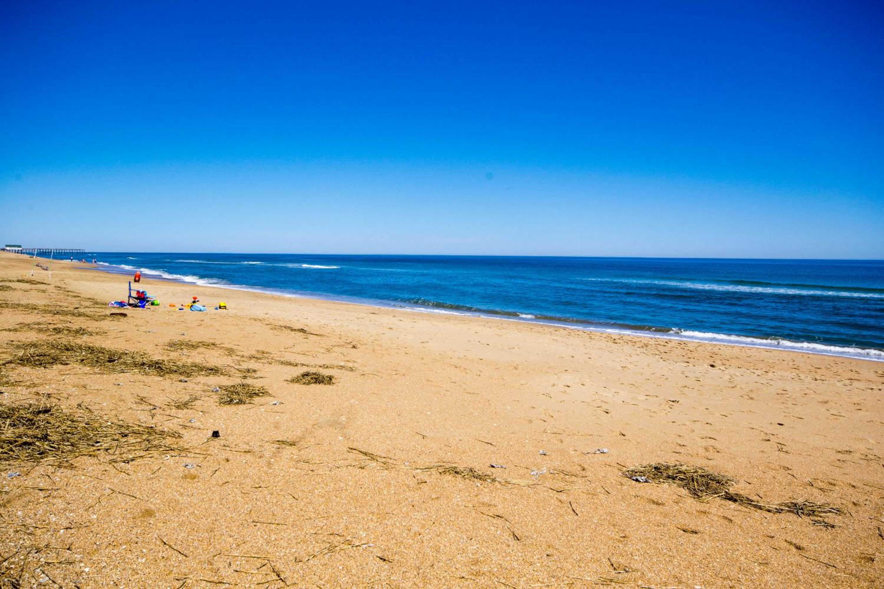 Mitch's Haven - Kitty Hawk MP 2, Oceanfront, 3 Bedrooms, Vintage Charming Cottage