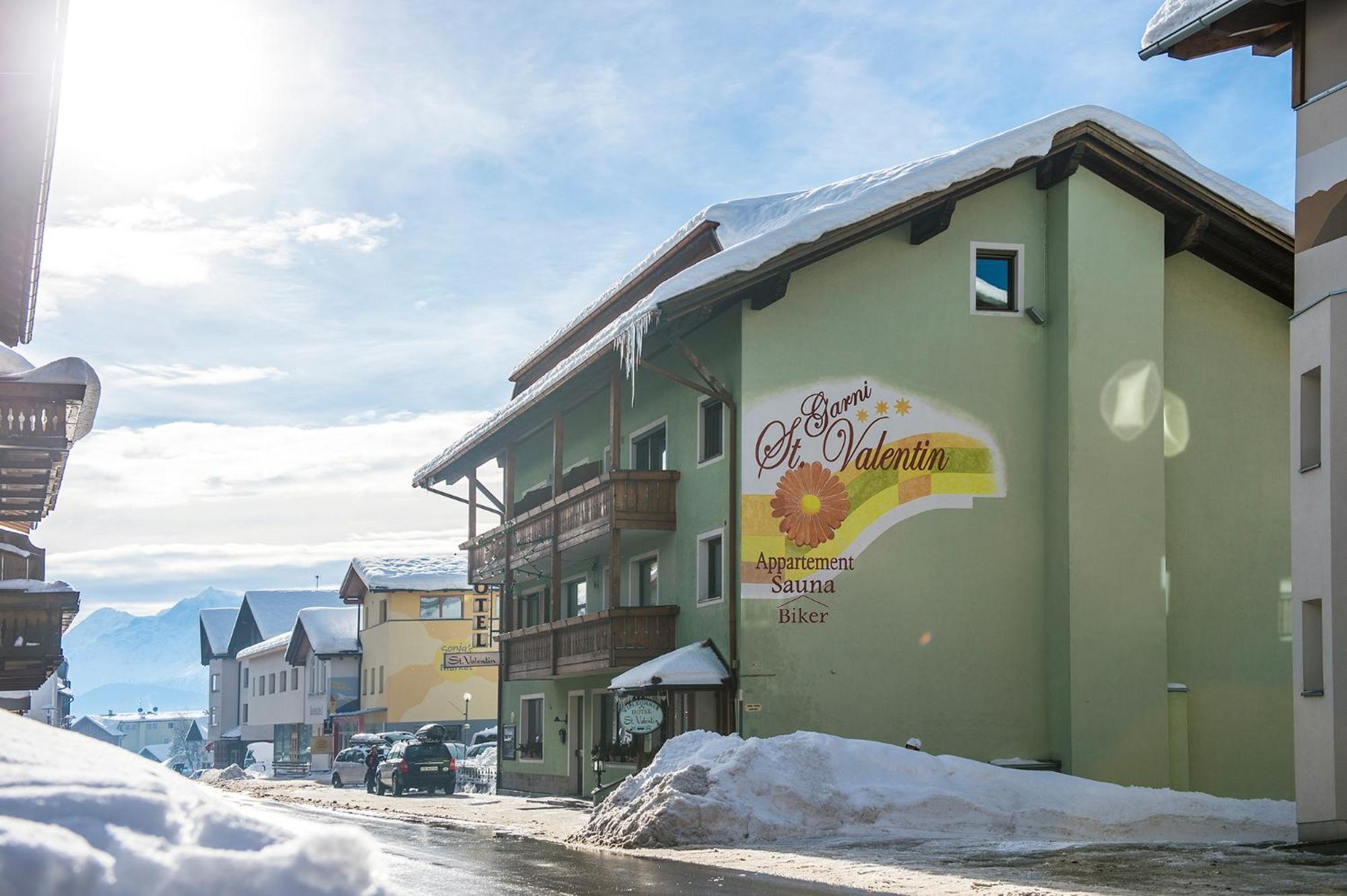 Hotel Garni Apparthotel St Valentin - Image 1