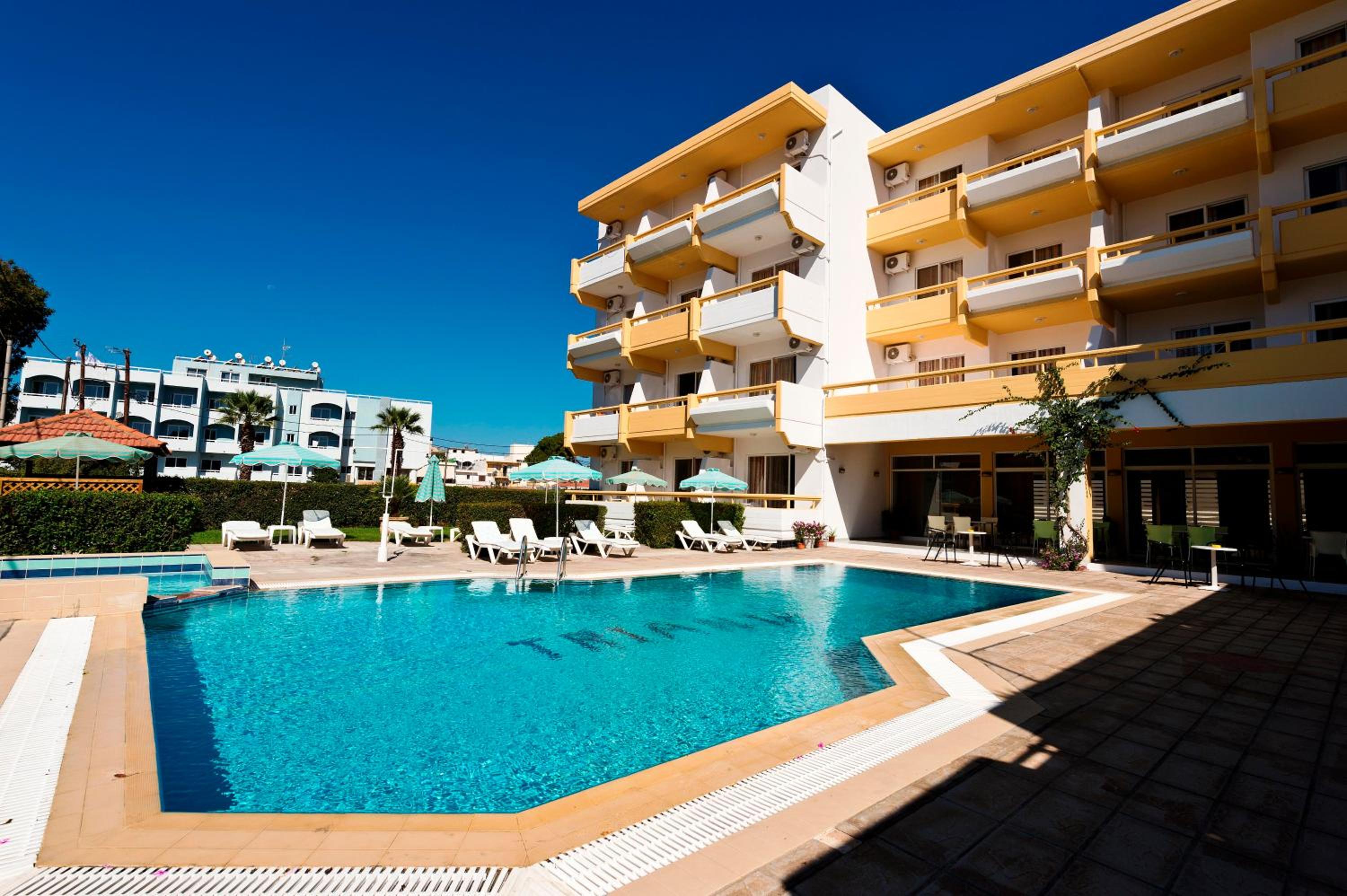 Ialyssos Vacations - Trianta Hotel Apartments - Property Image 4