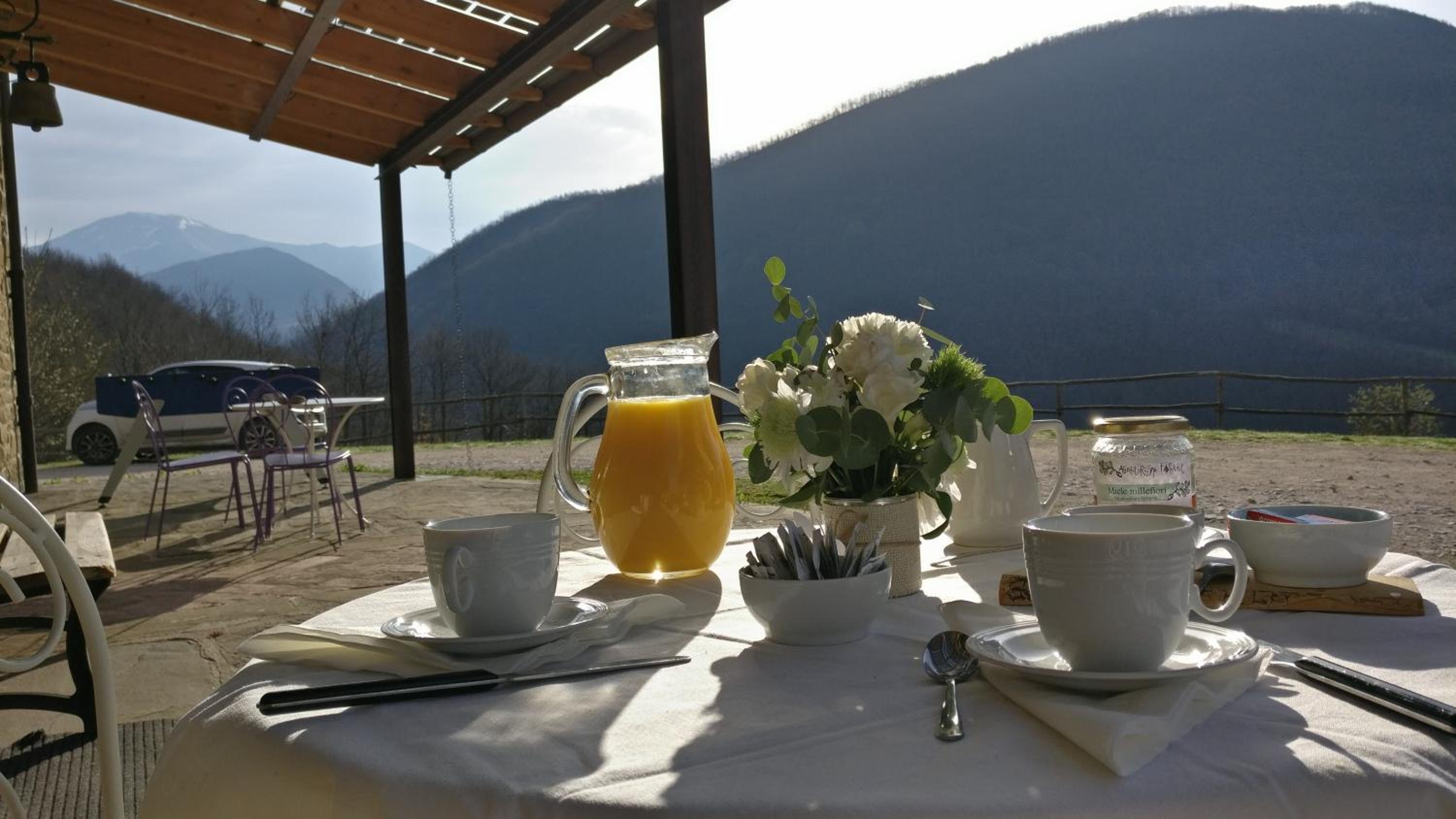 Agriturismo Foglie view 2