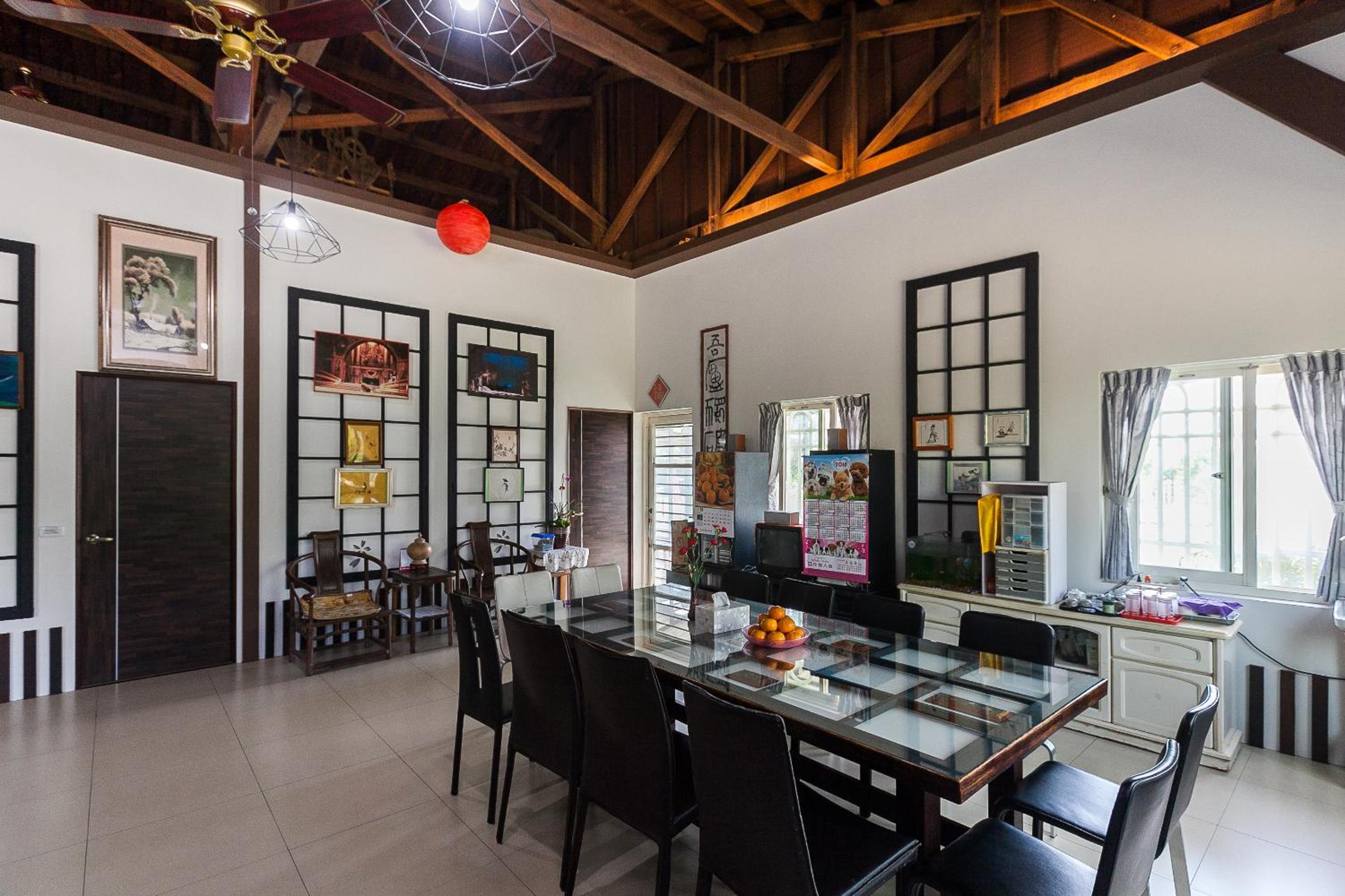 512 Huts Homestay