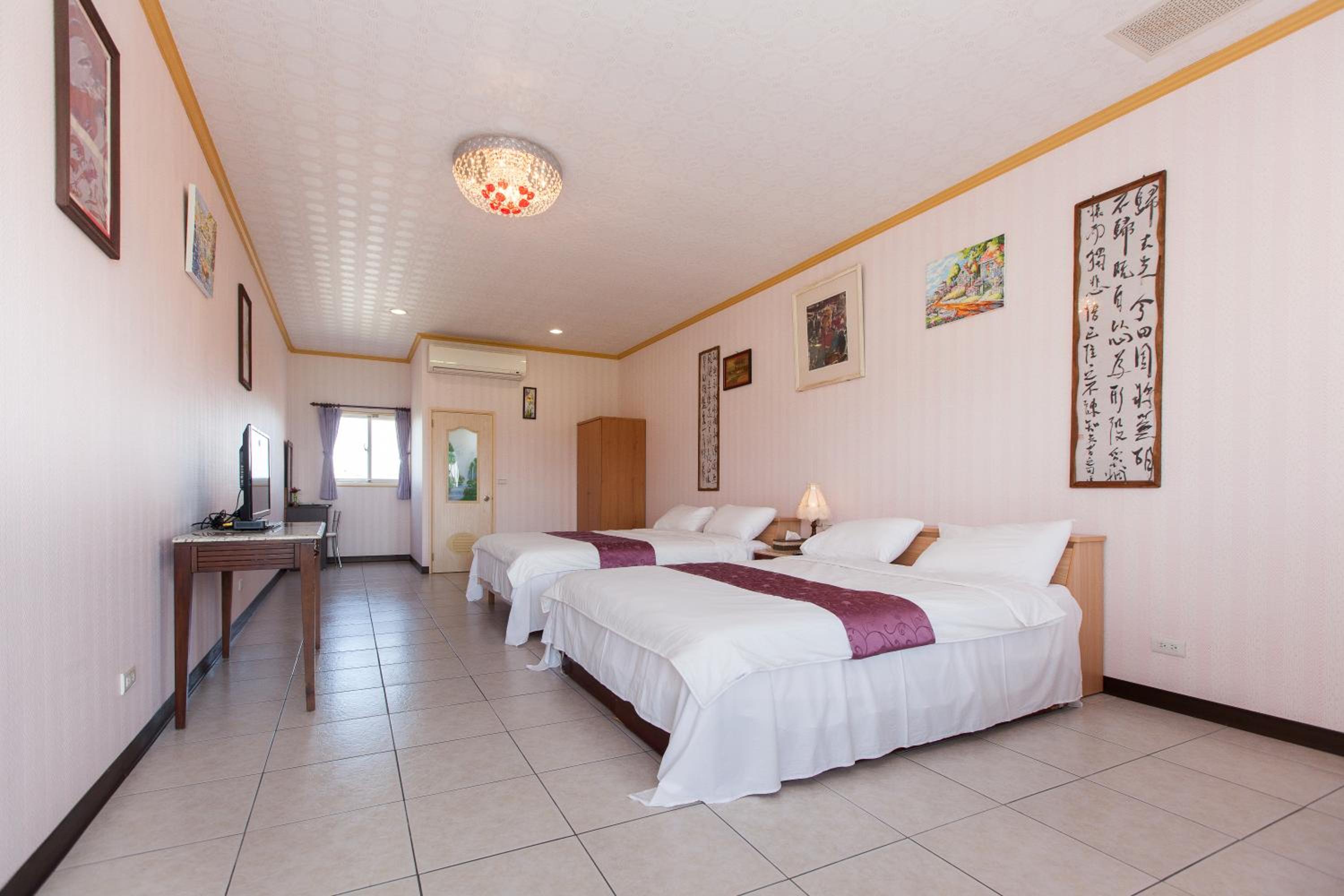 512 Huts Homestay