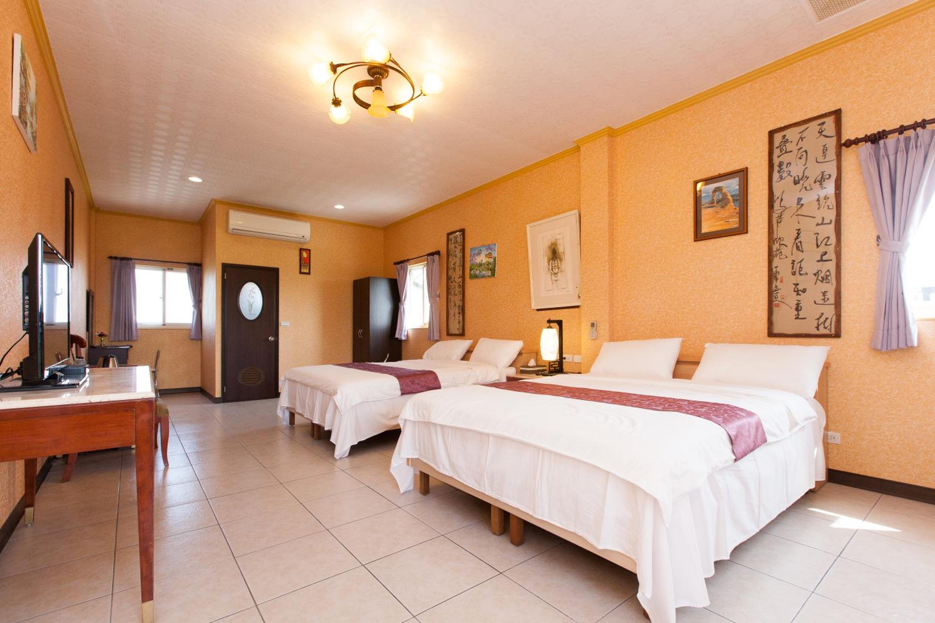 512 Huts Homestay