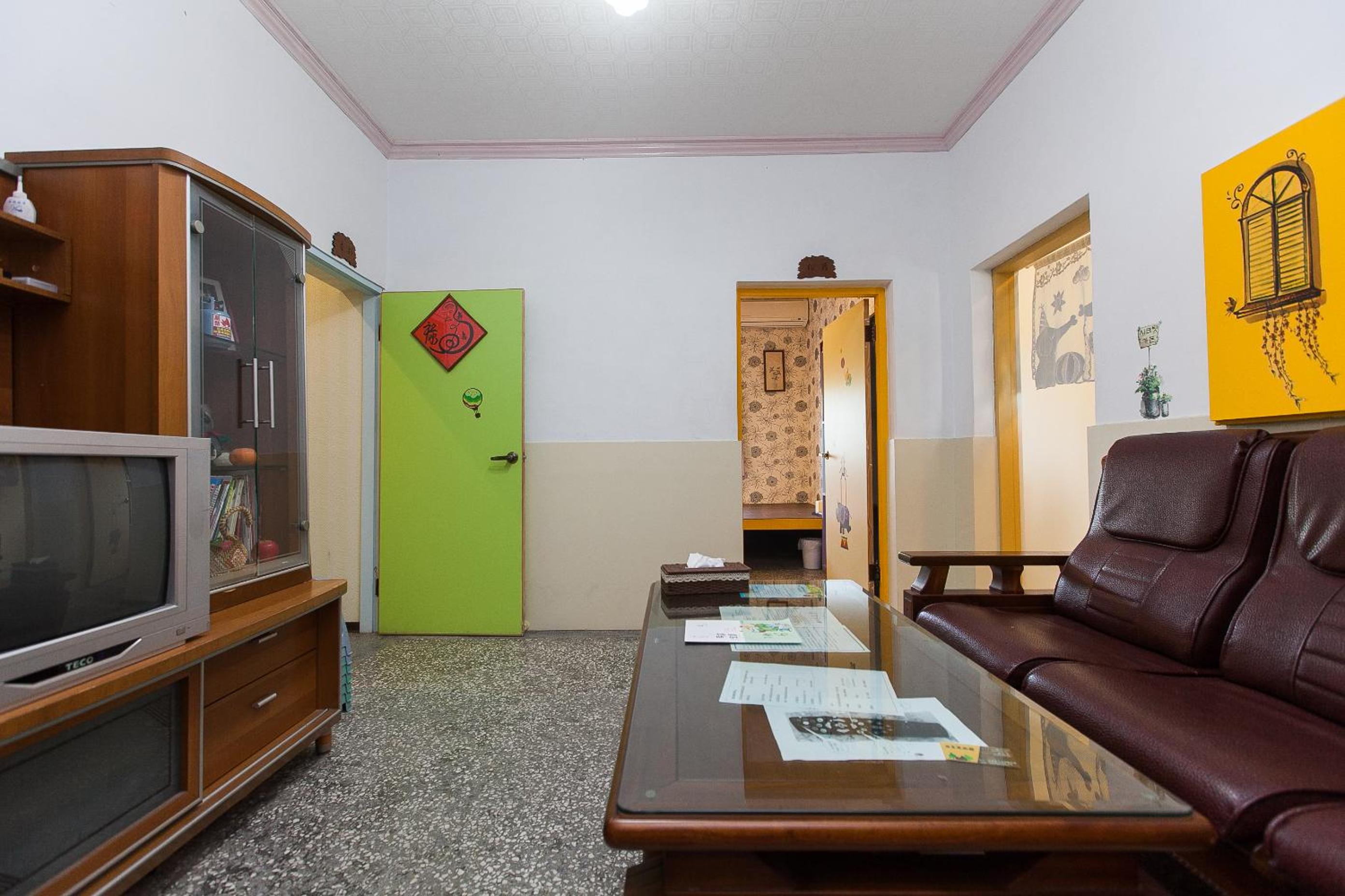 512 Huts Homestay