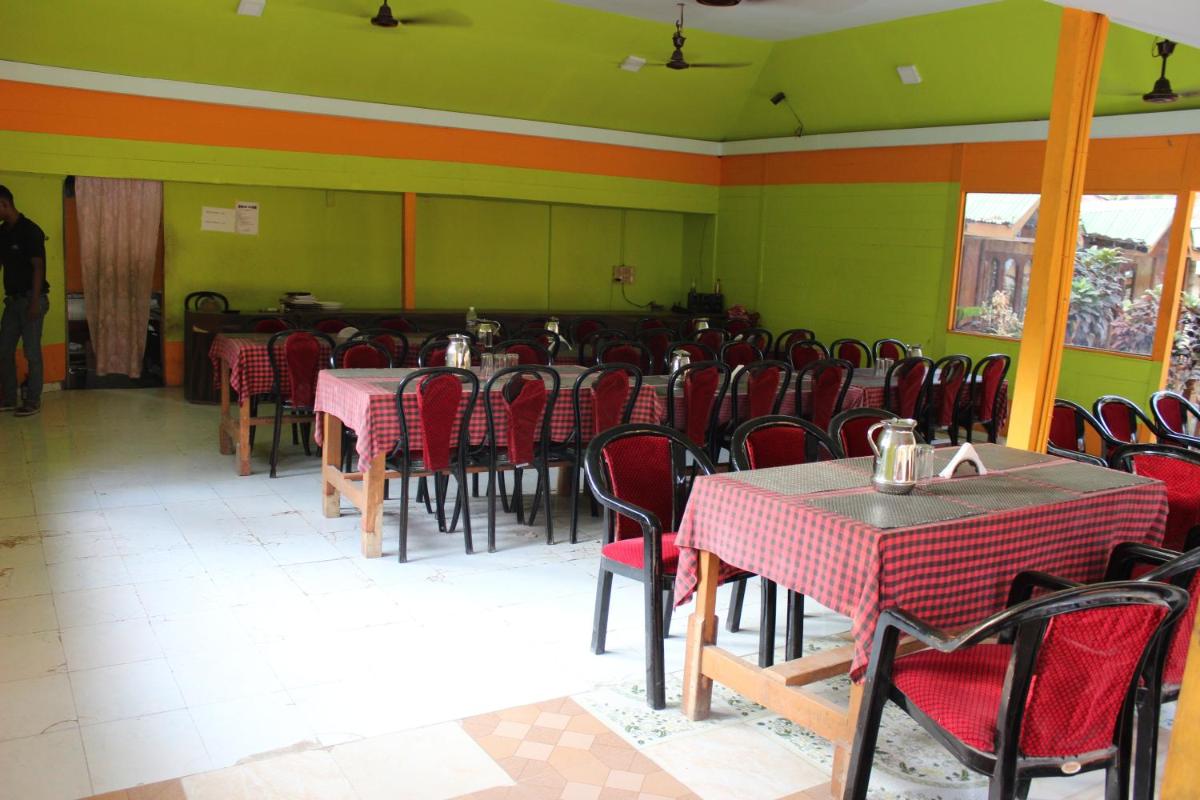 restaurant