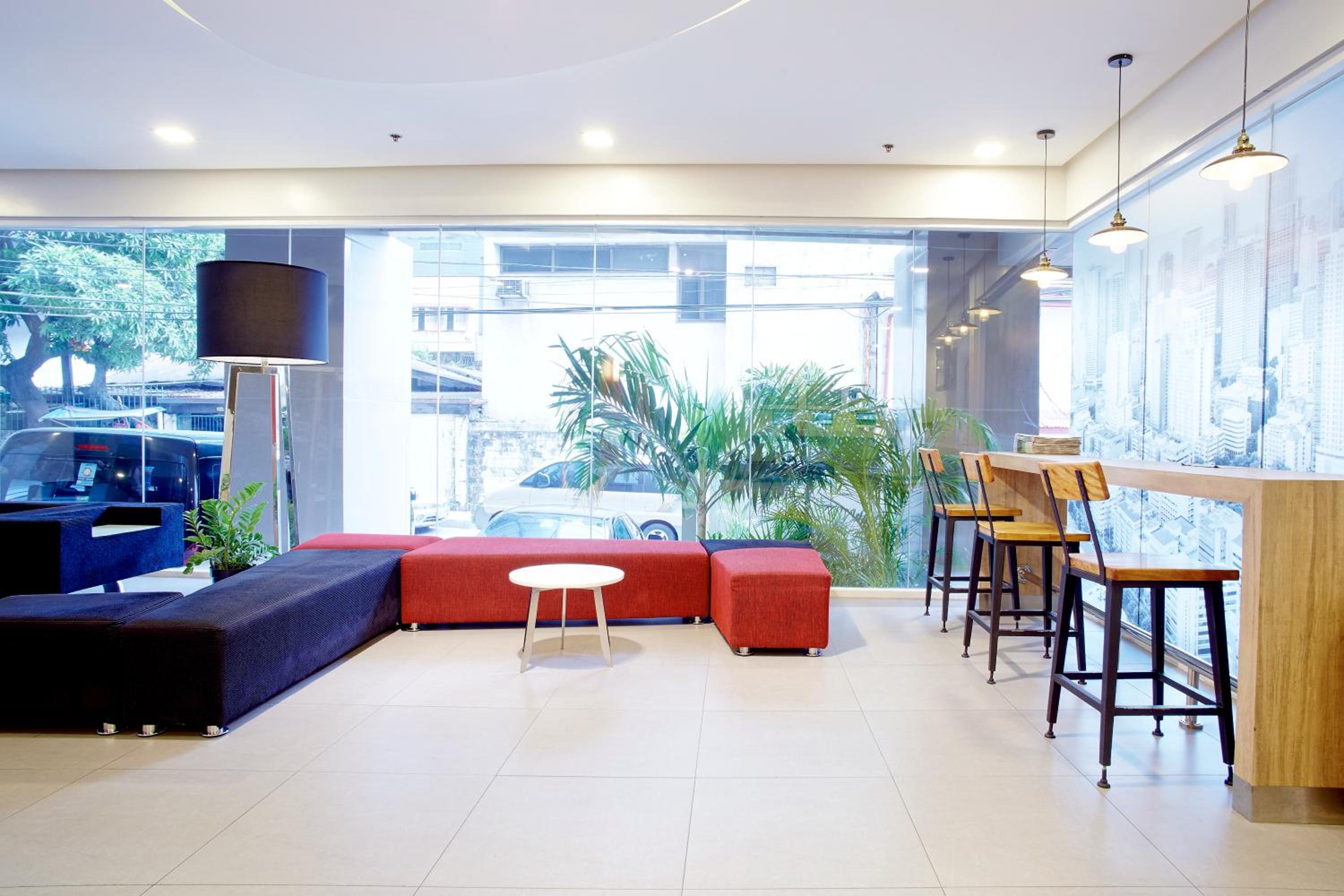 Red Planet Makati Avenue Manila 8