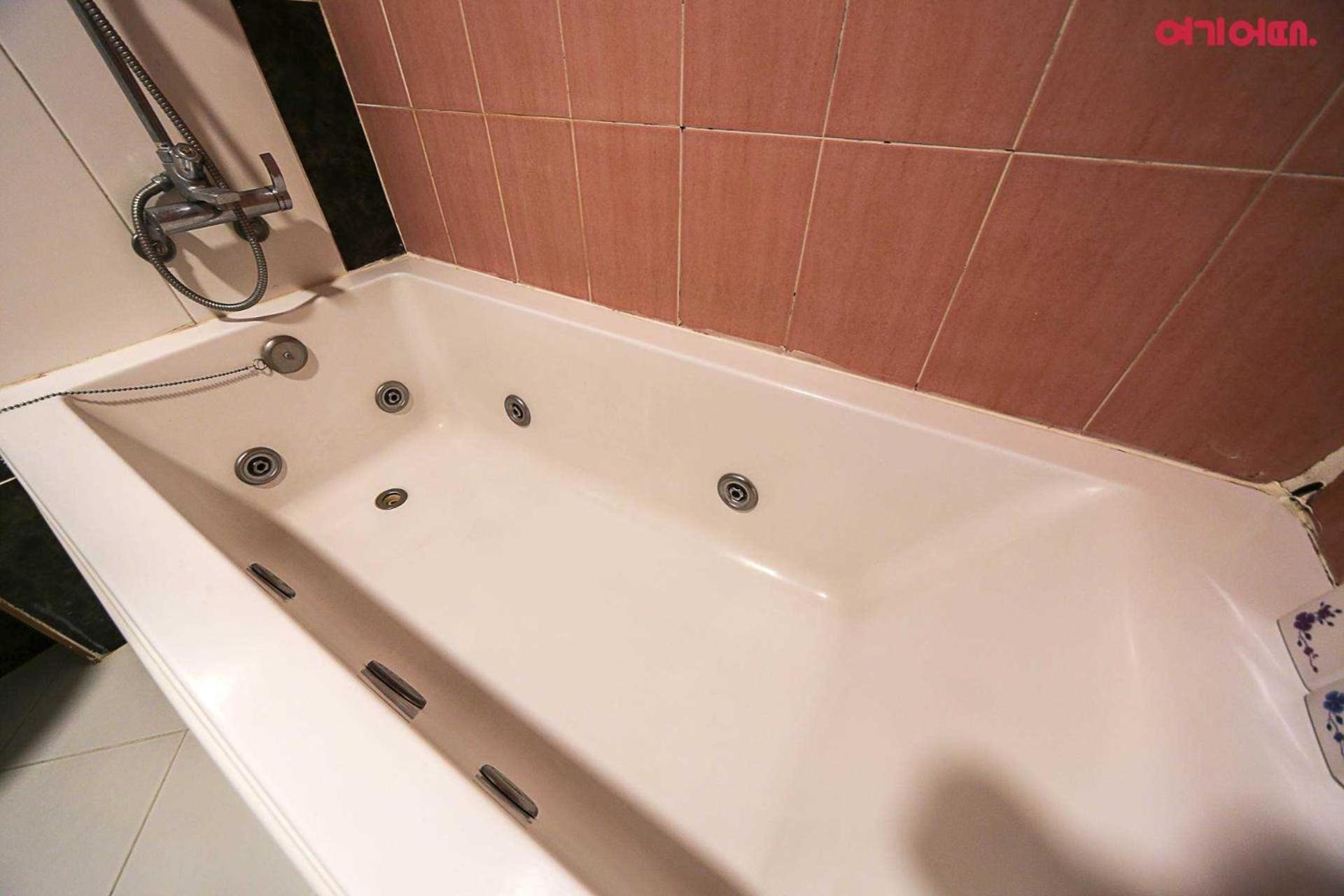 Goodstay Grand Motel Chuncheon
