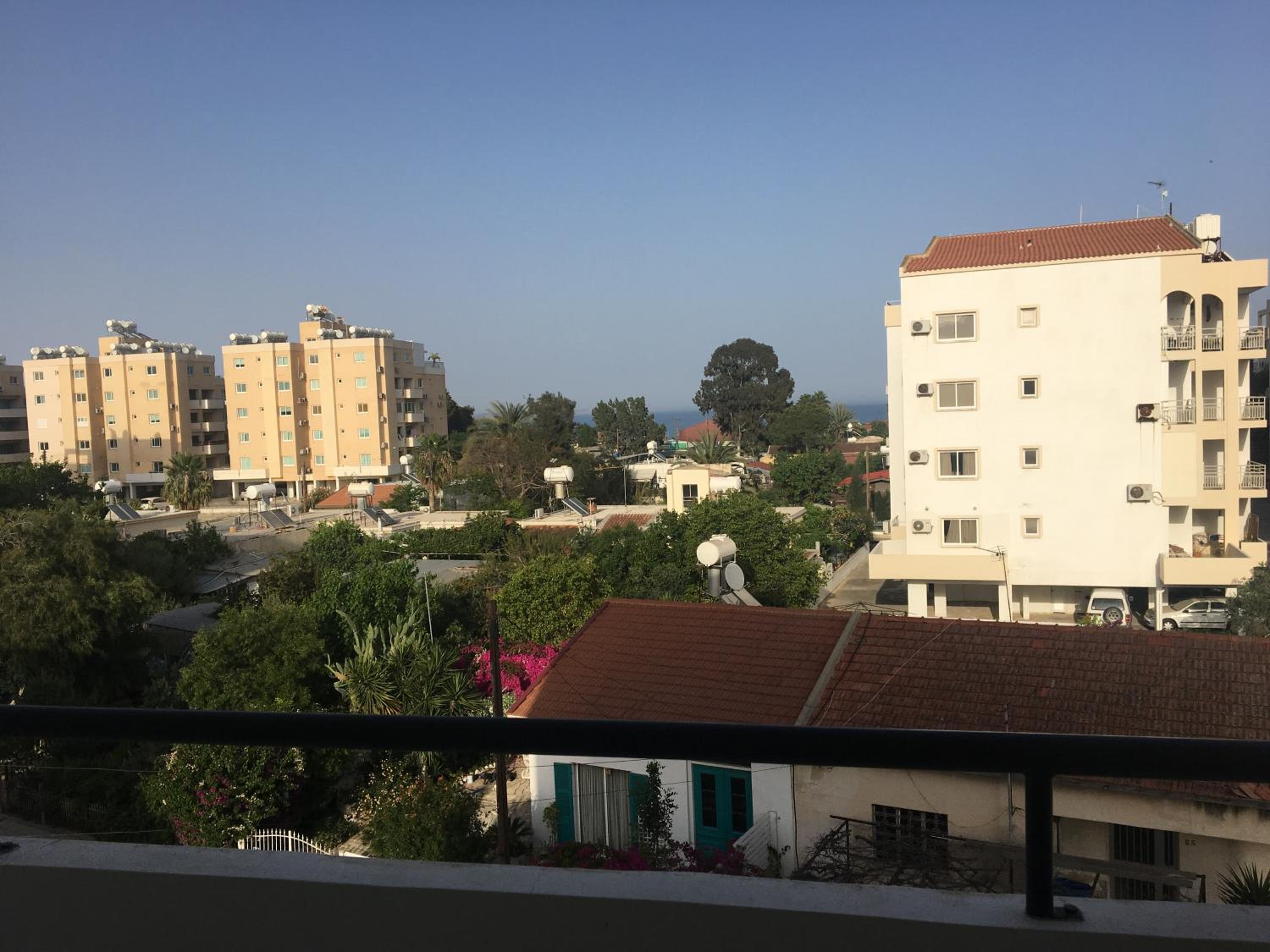Marina Apartments 211