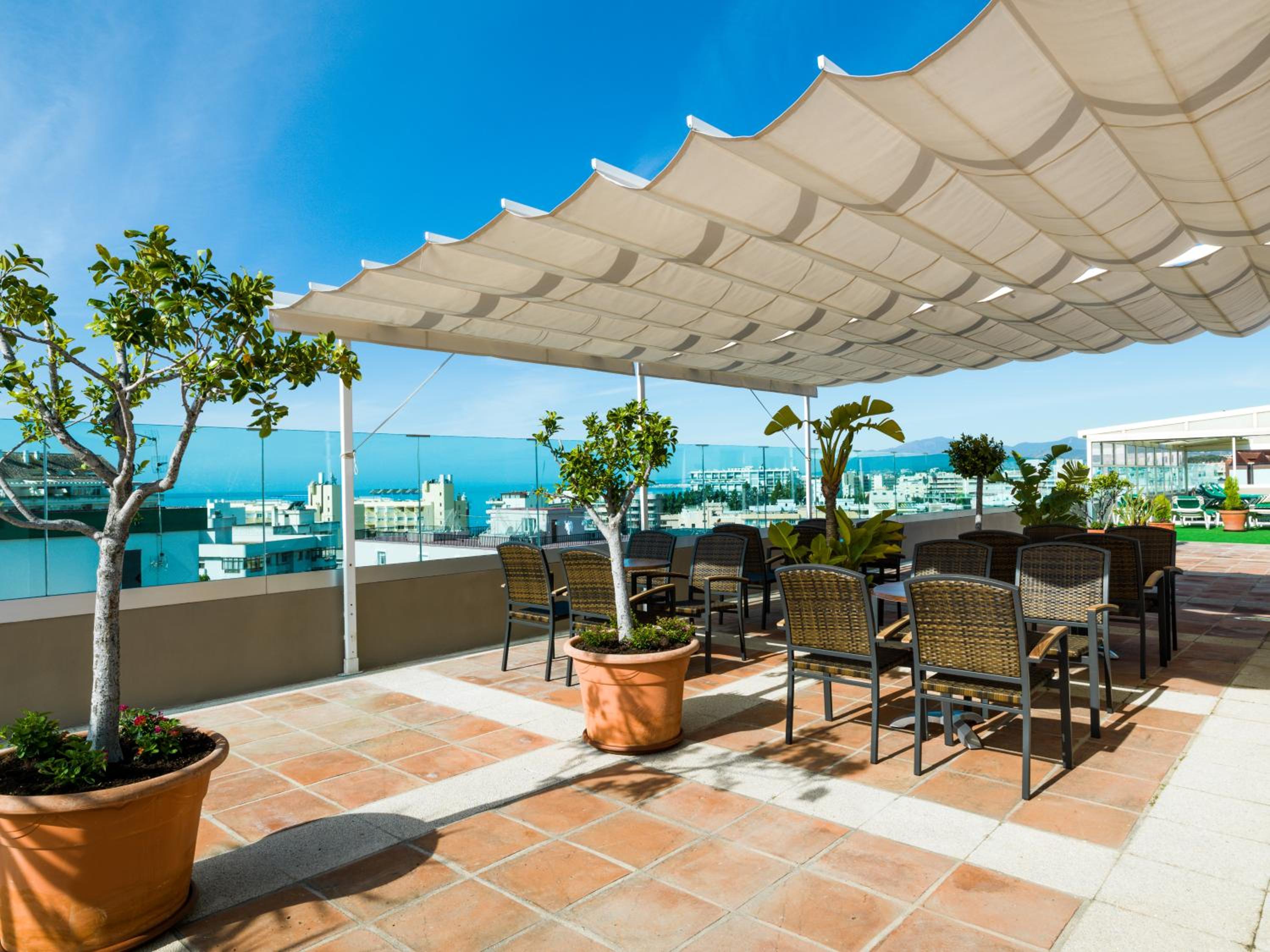 Hotel Monarque El Rodeo - Image 1