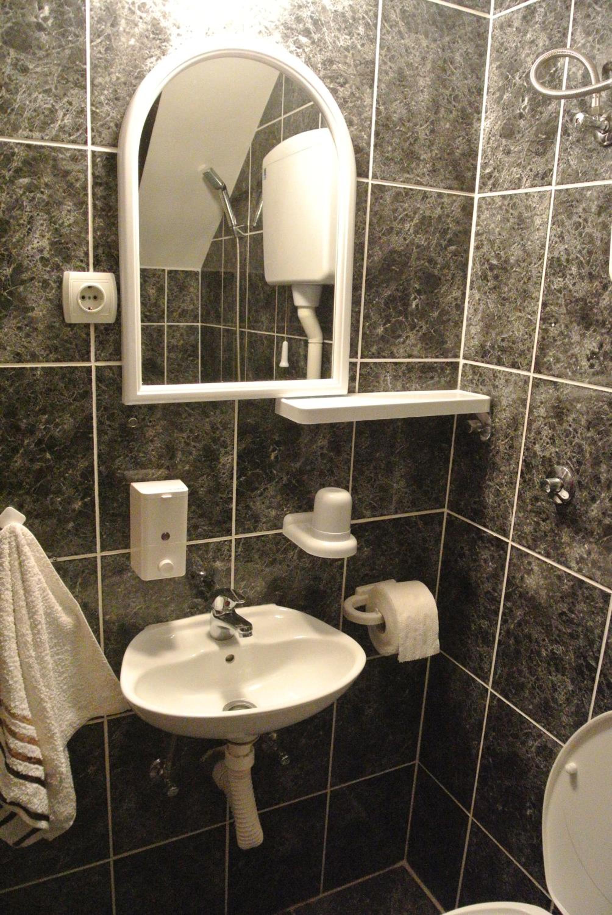 Photo 61