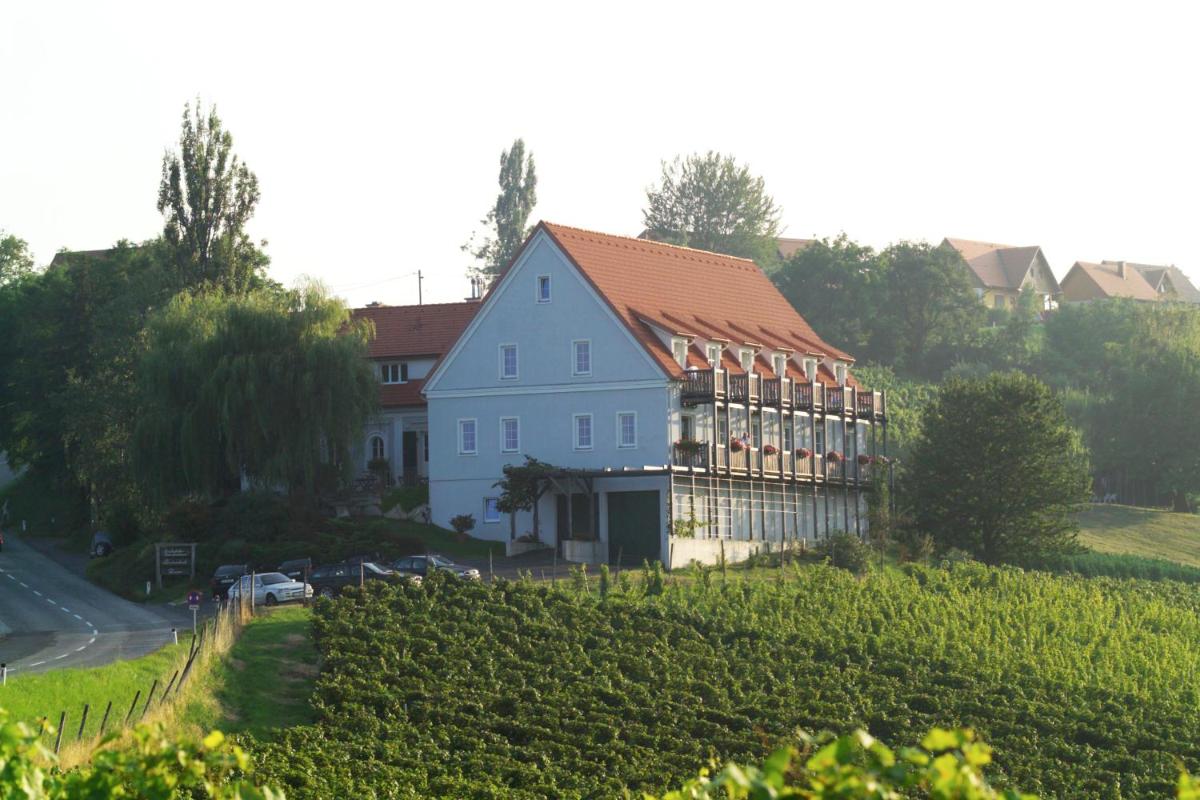 Bacchuskeller Eva Lambauer